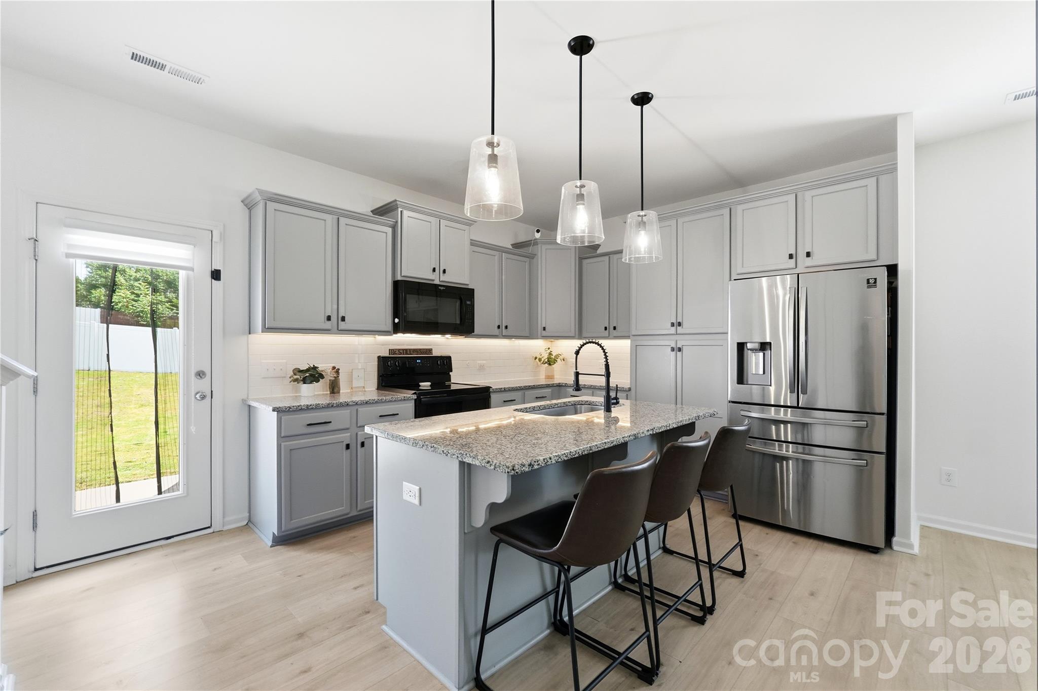 545 Dutch White Drive — Clover