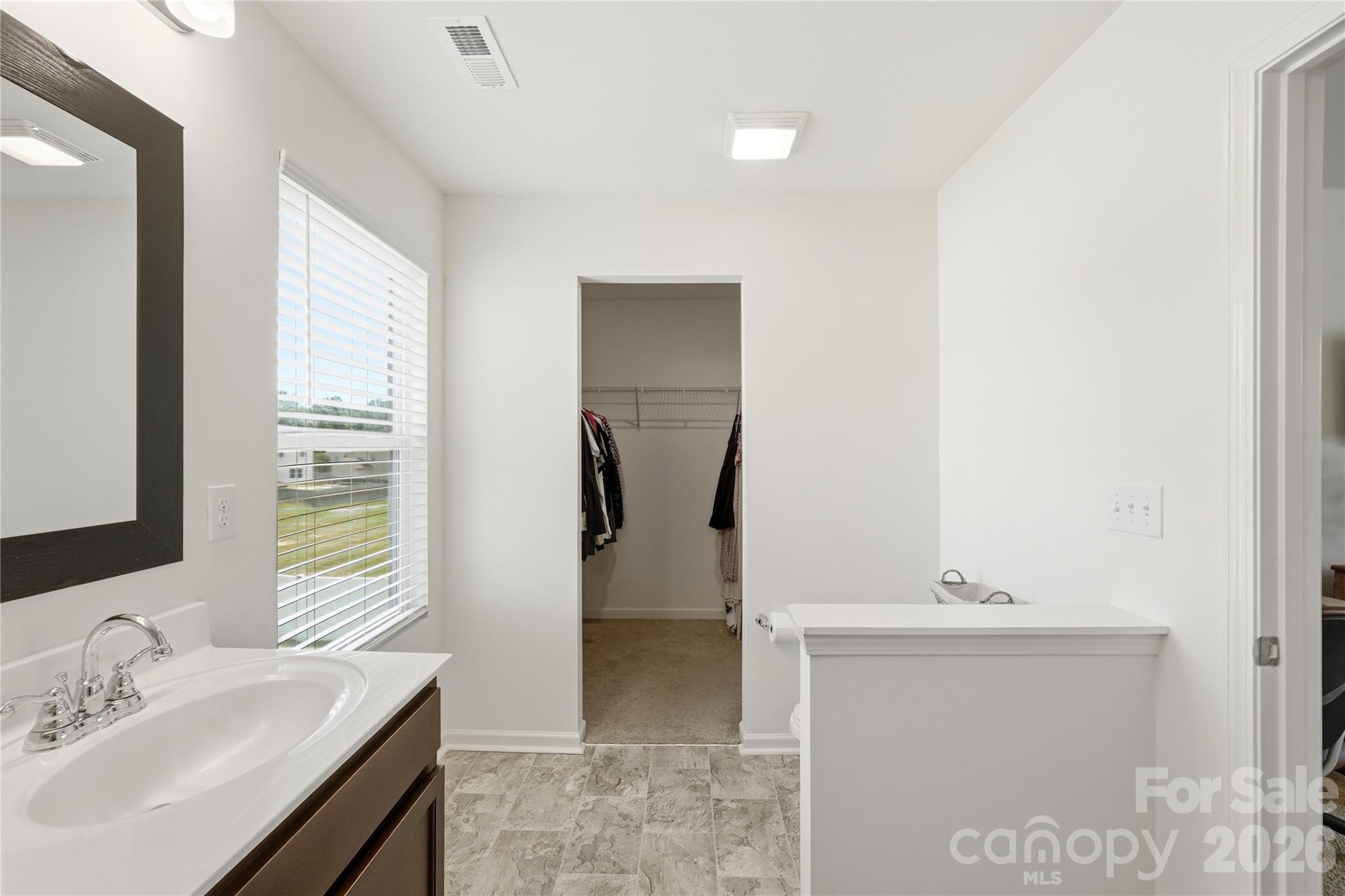 545 Dutch White Drive — Clover