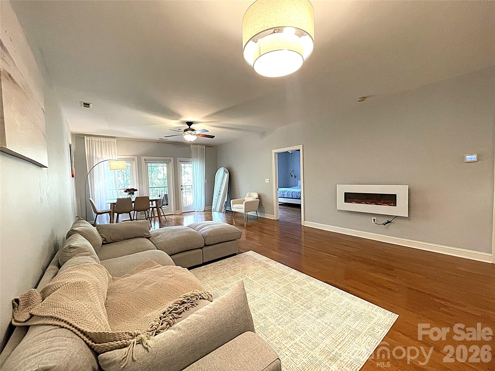 475 S Church Street #H — Hendersonville