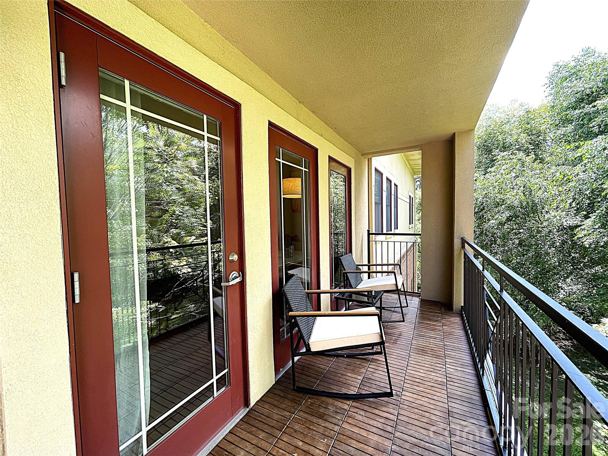 475 S Church Street #H — Hendersonville