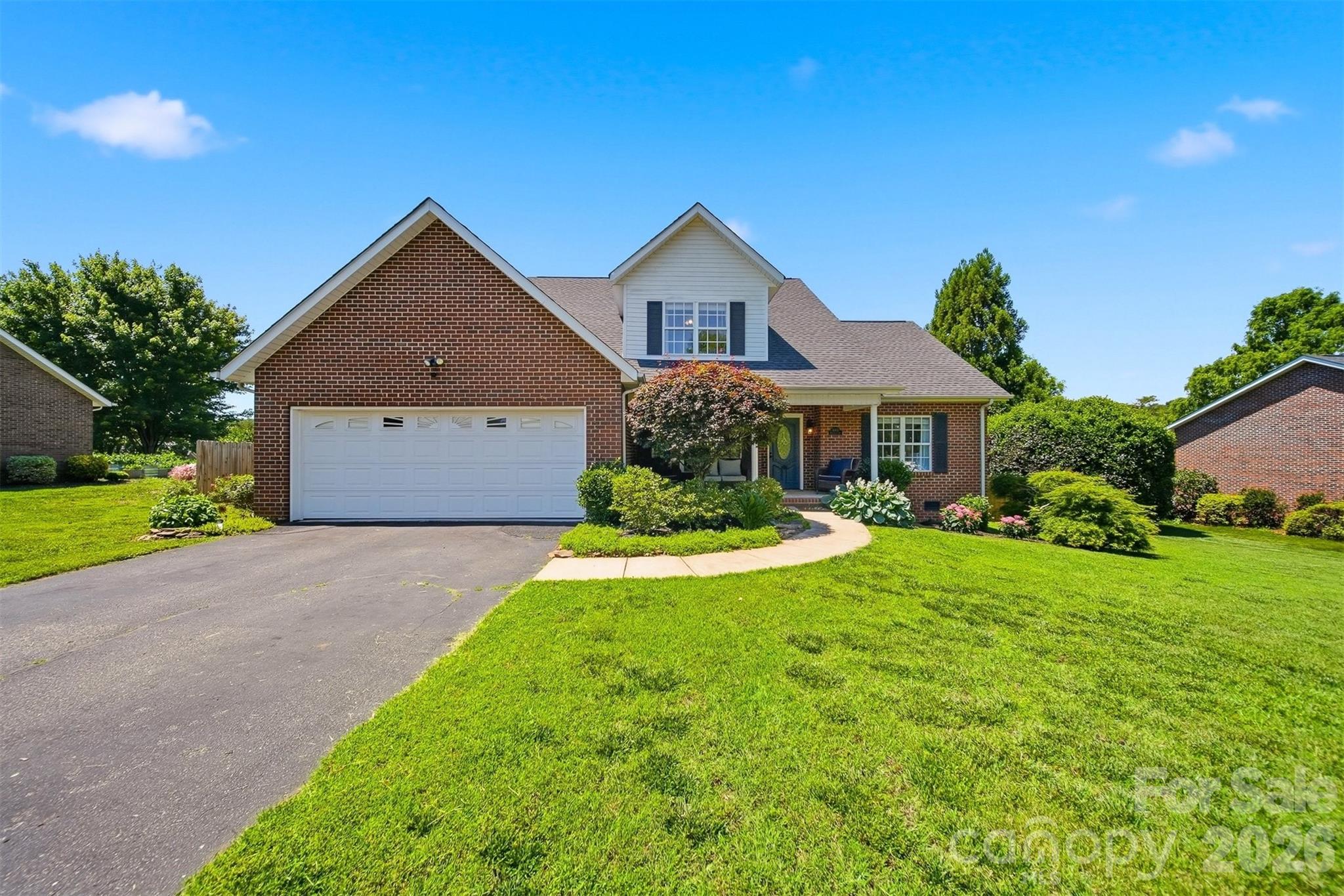 4005 Brickfield Street — Hickory