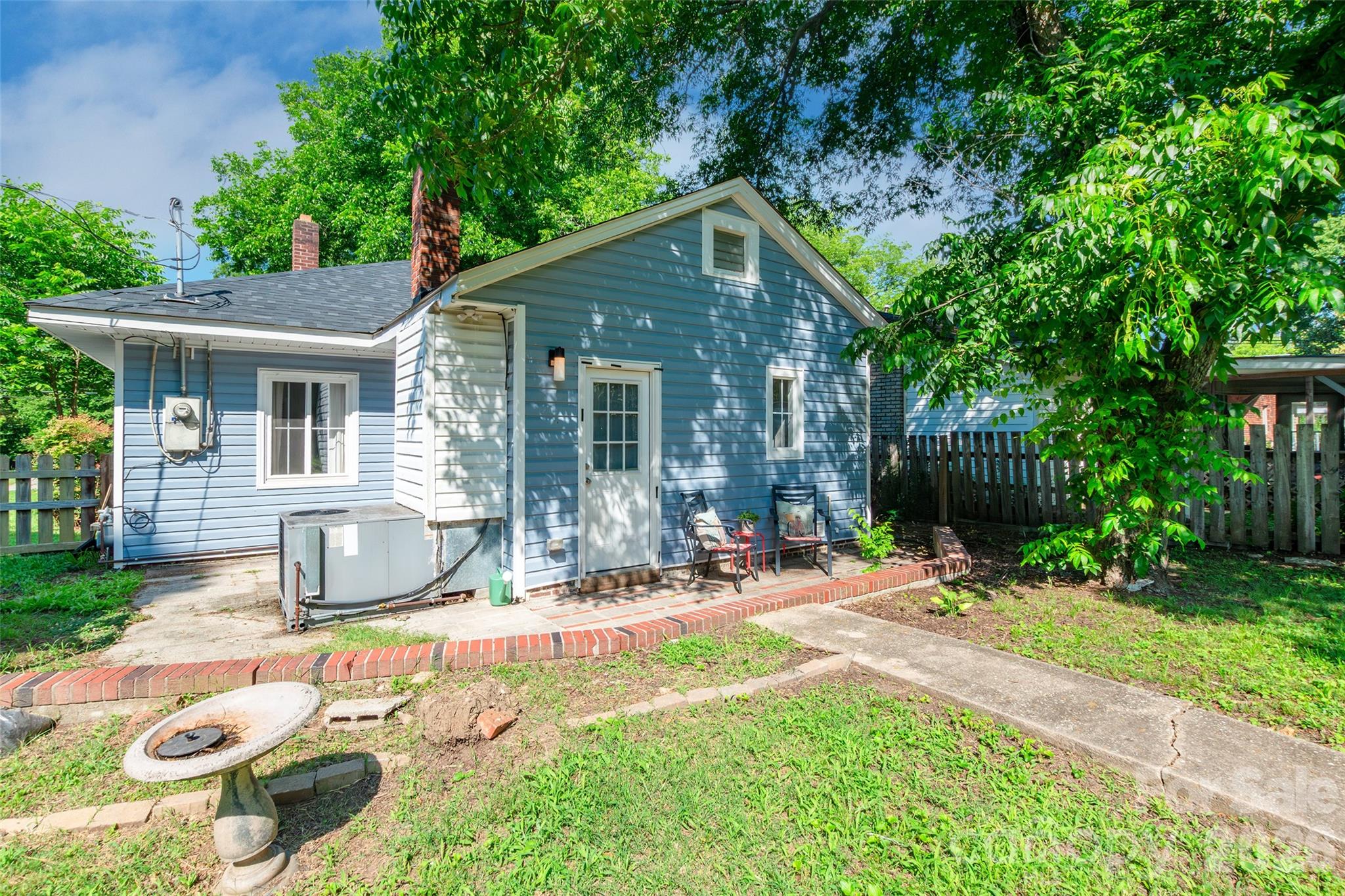 129 Brawley Street — Chester