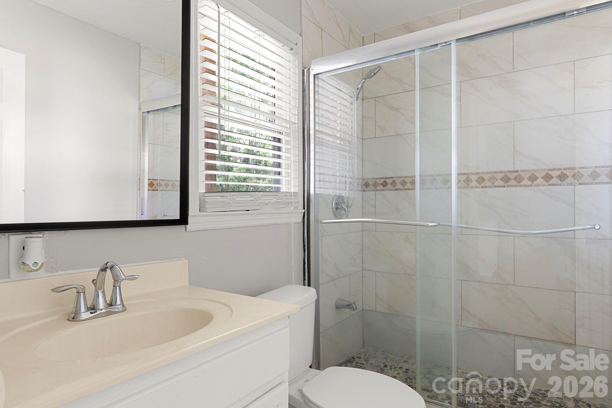 904 Long Street — Oakboro