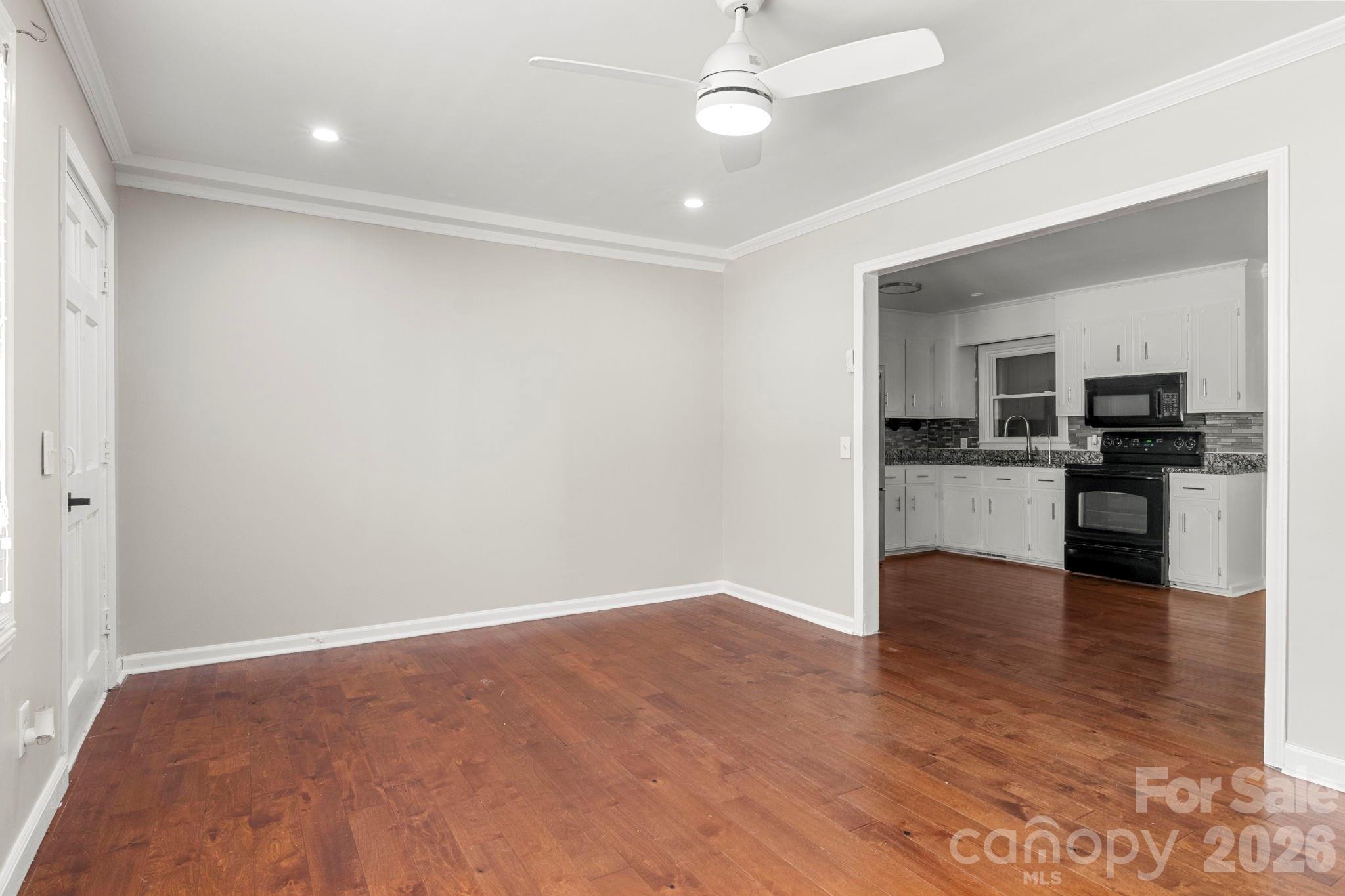 904 Long Street — Oakboro