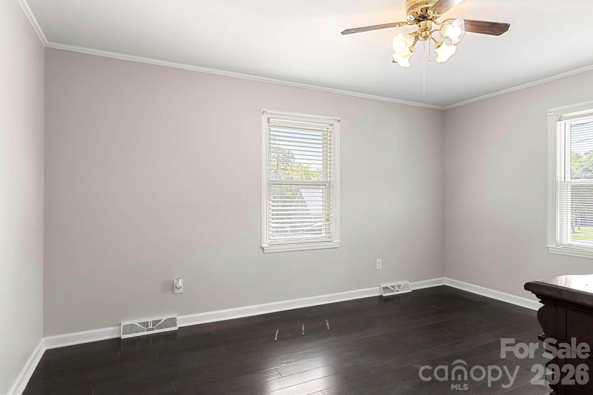904 Long Street — Oakboro