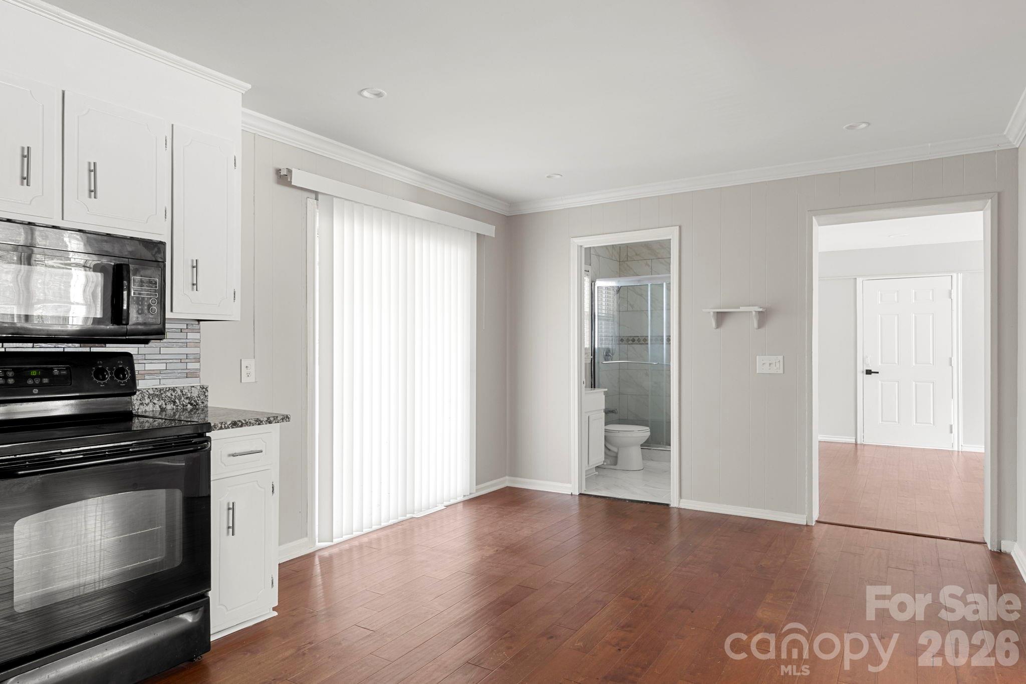 904 Long Street — Oakboro