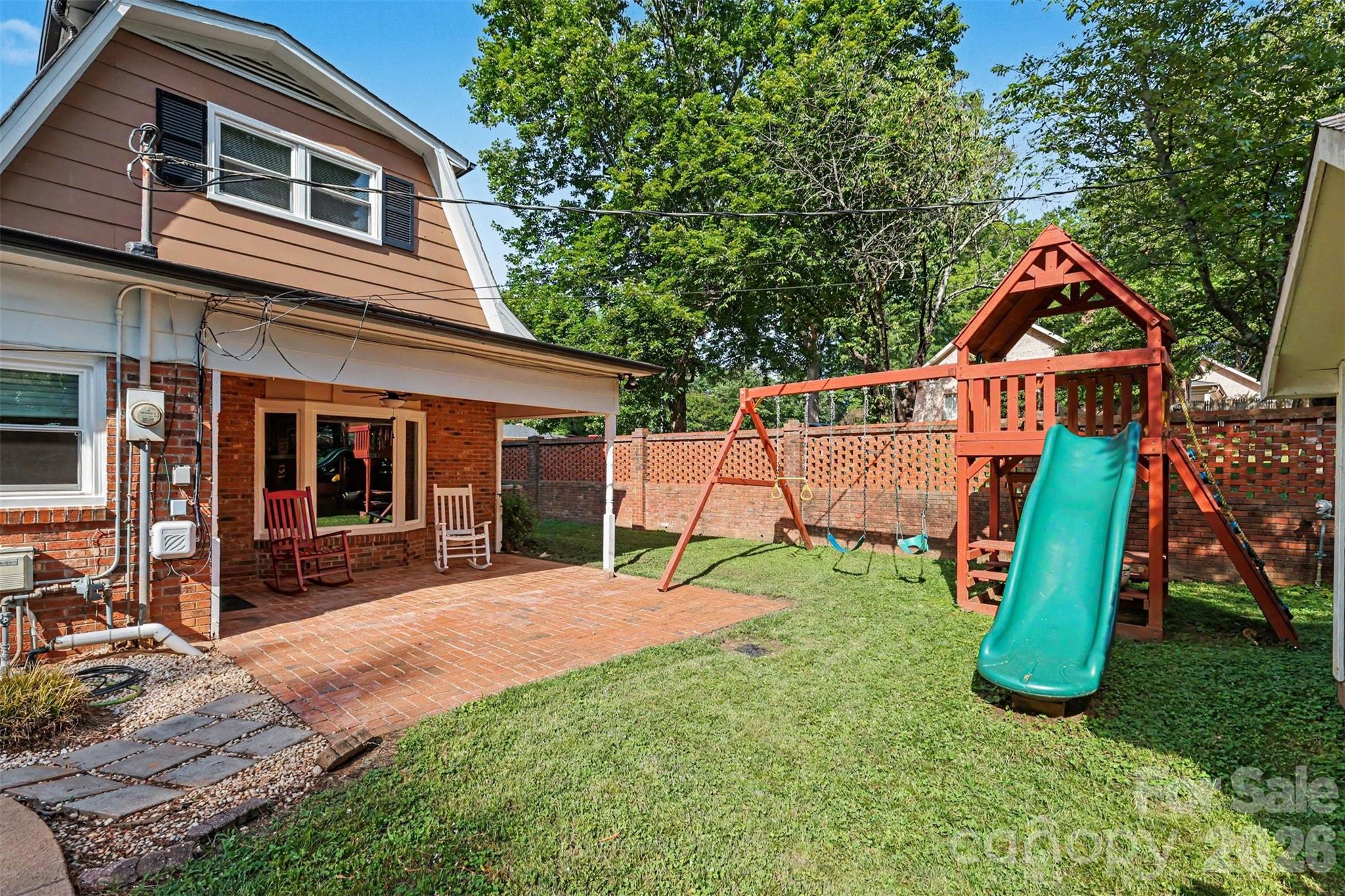1339 Carmen Lane — Gastonia