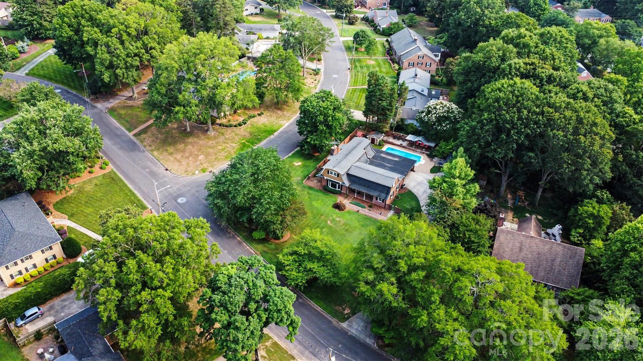 1339 Carmen Lane — Gastonia