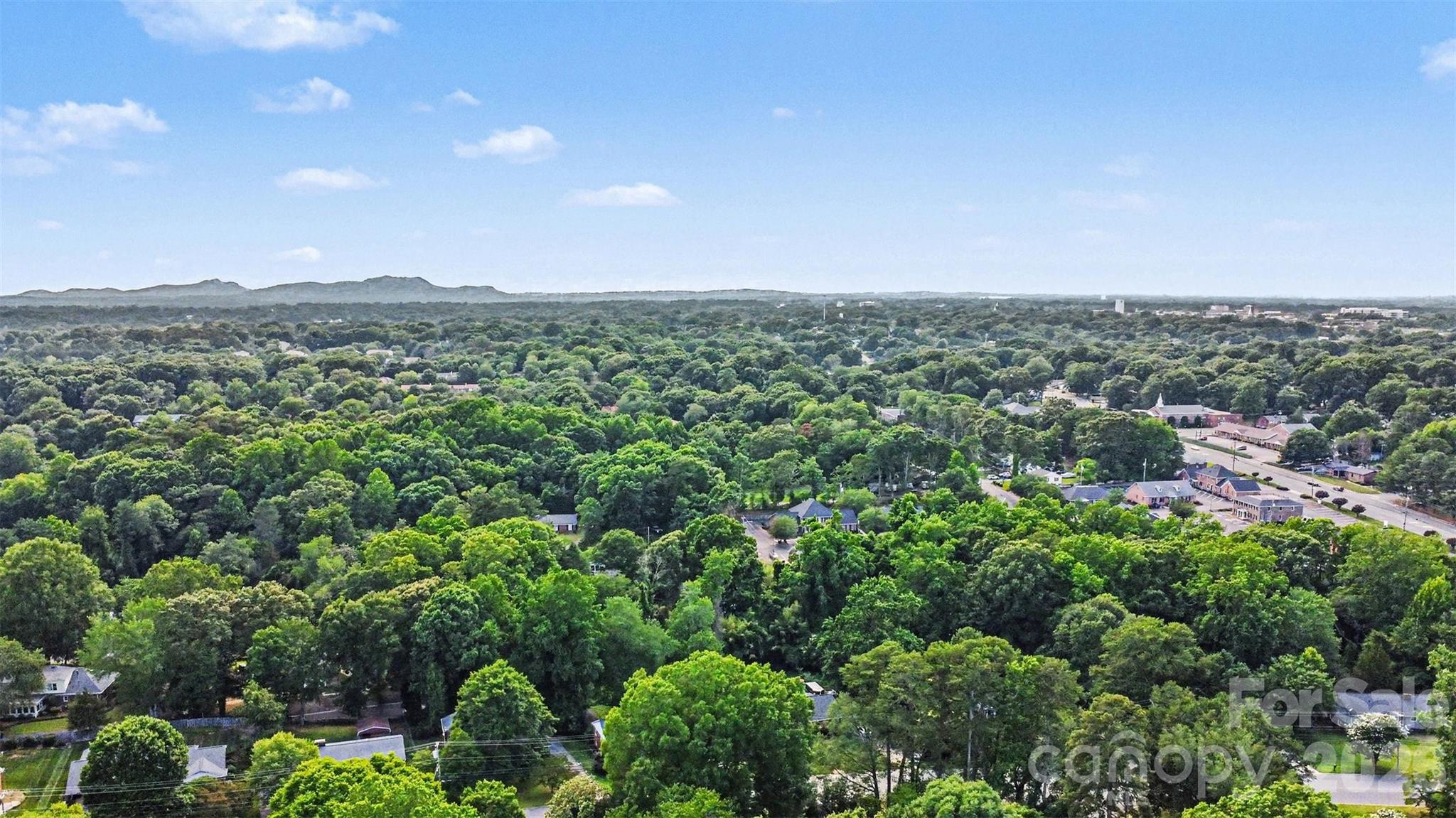 1339 Carmen Lane — Gastonia