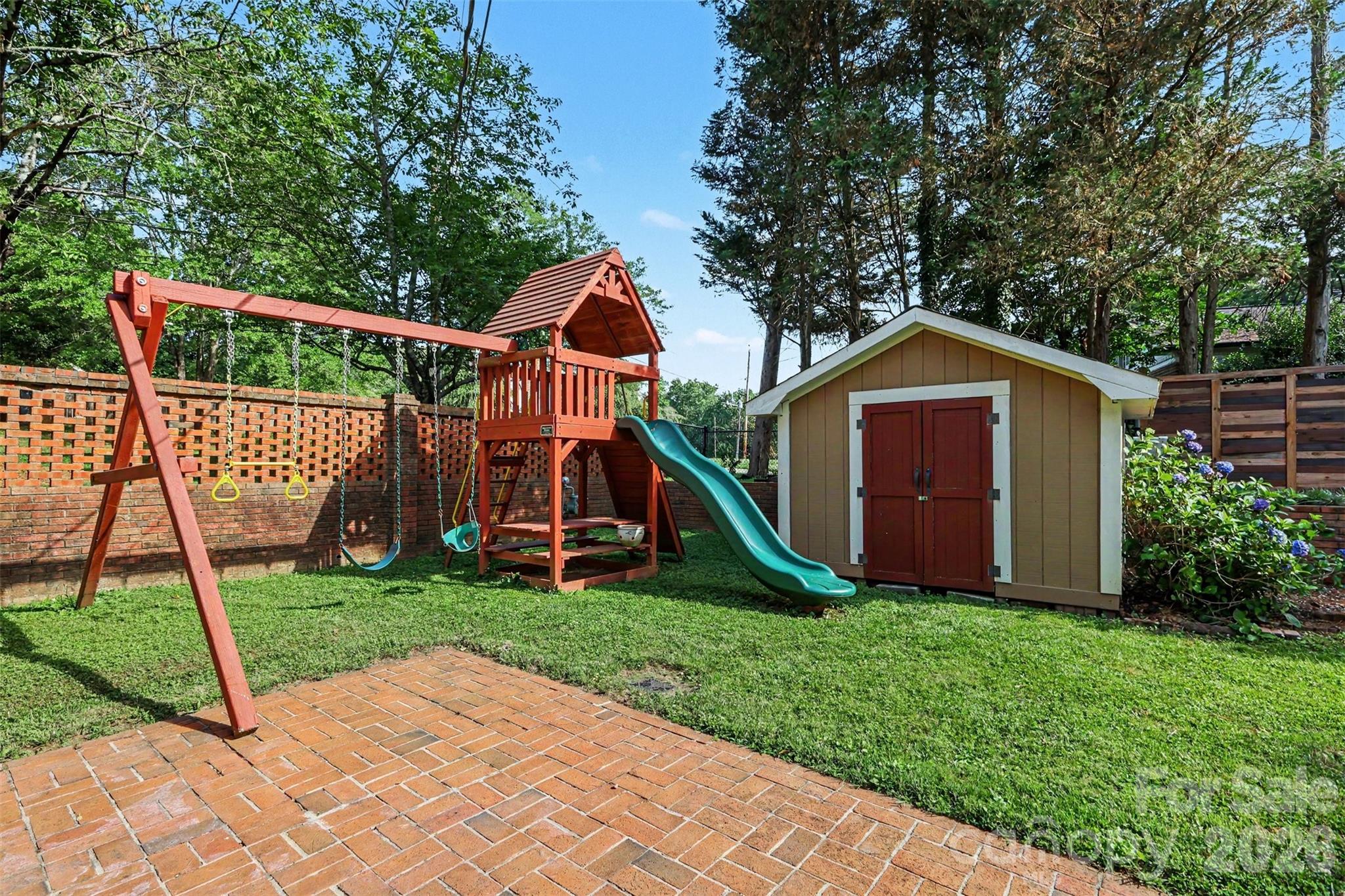 1339 Carmen Lane — Gastonia