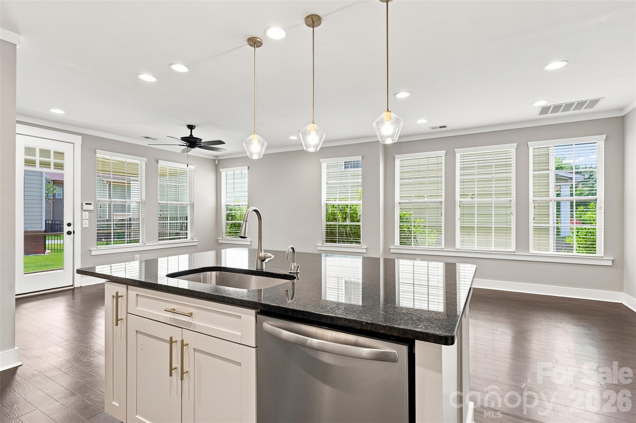 2104 Woodward Avenue — Charlotte