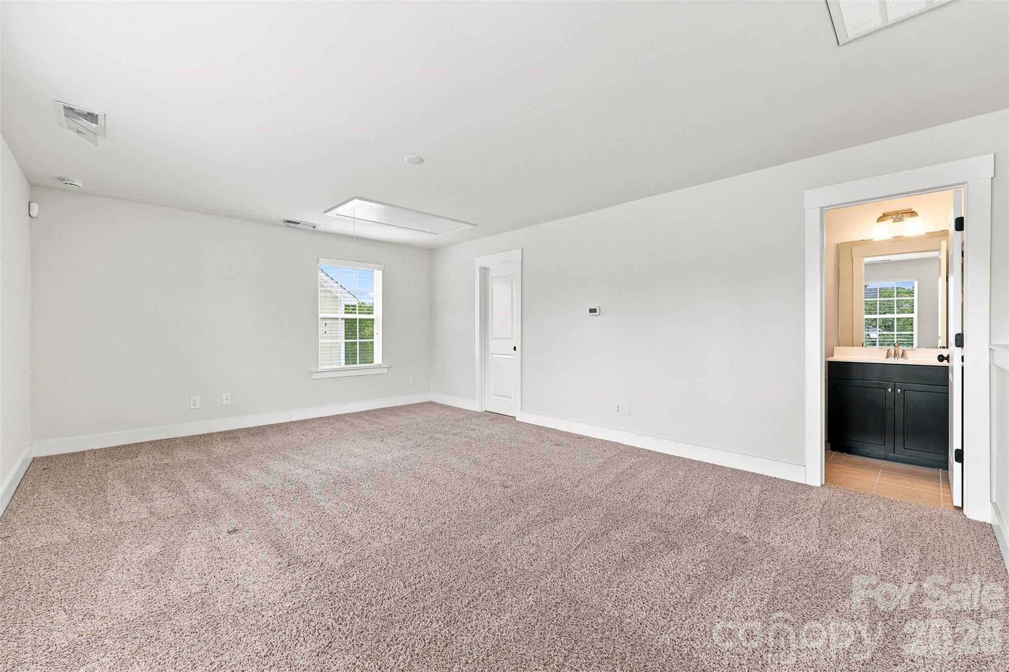 2104 Woodward Avenue — Charlotte