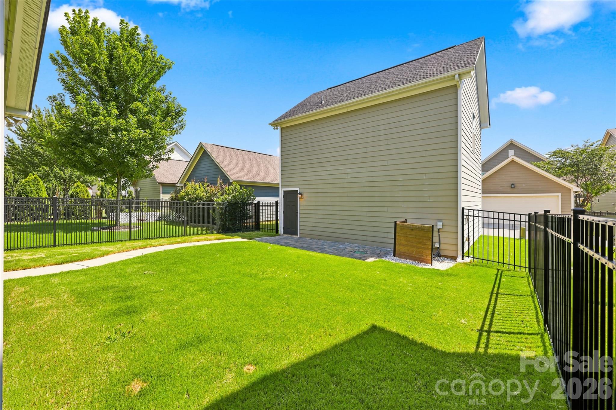 2104 Woodward Avenue — Charlotte