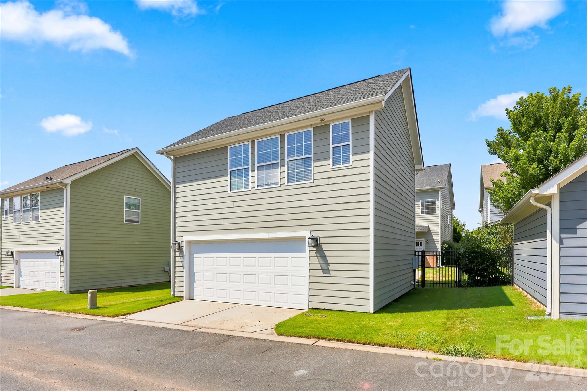 2104 Woodward Avenue — Charlotte