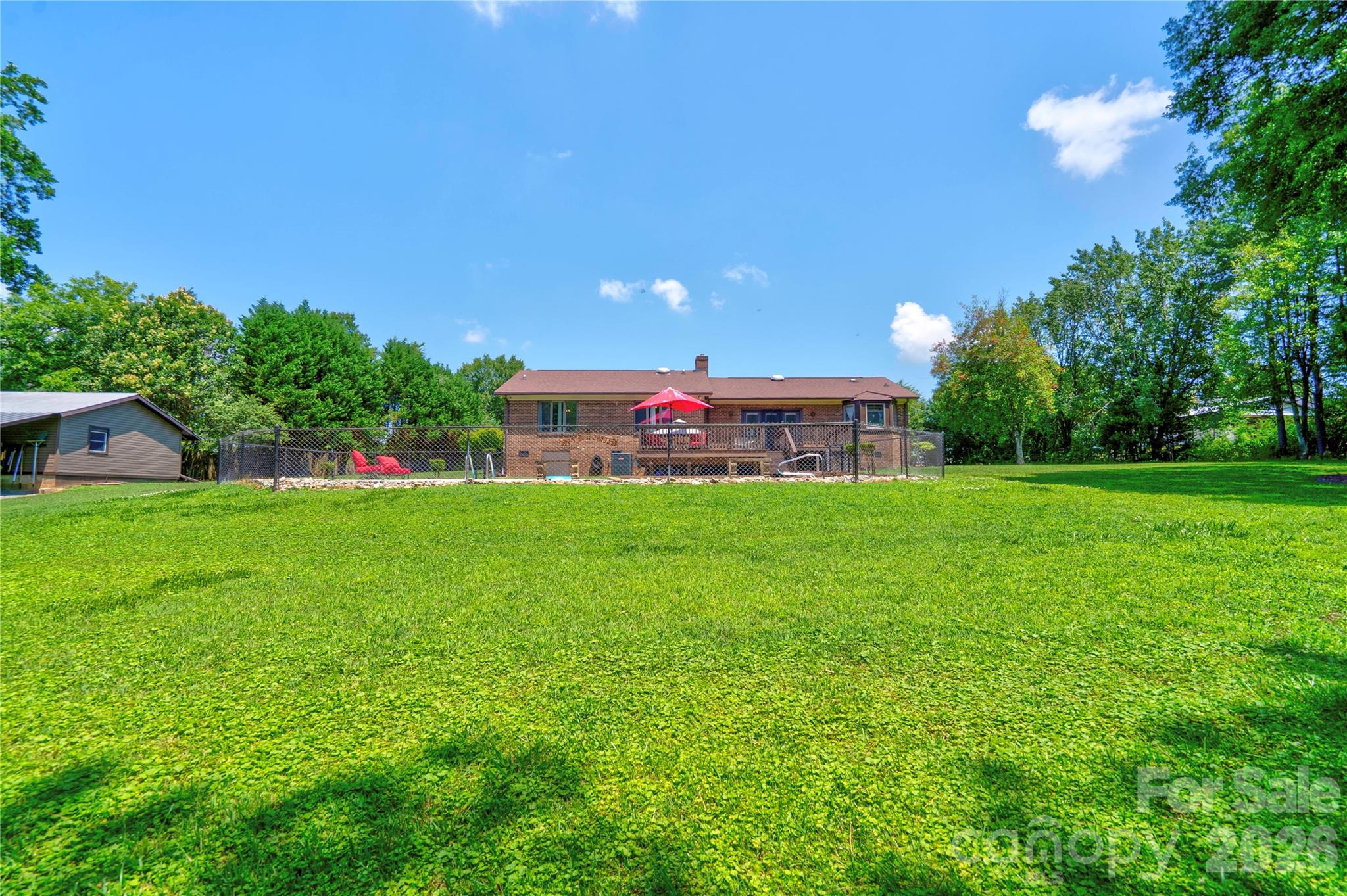 246 Putnam Lake Road — Kings Mountain