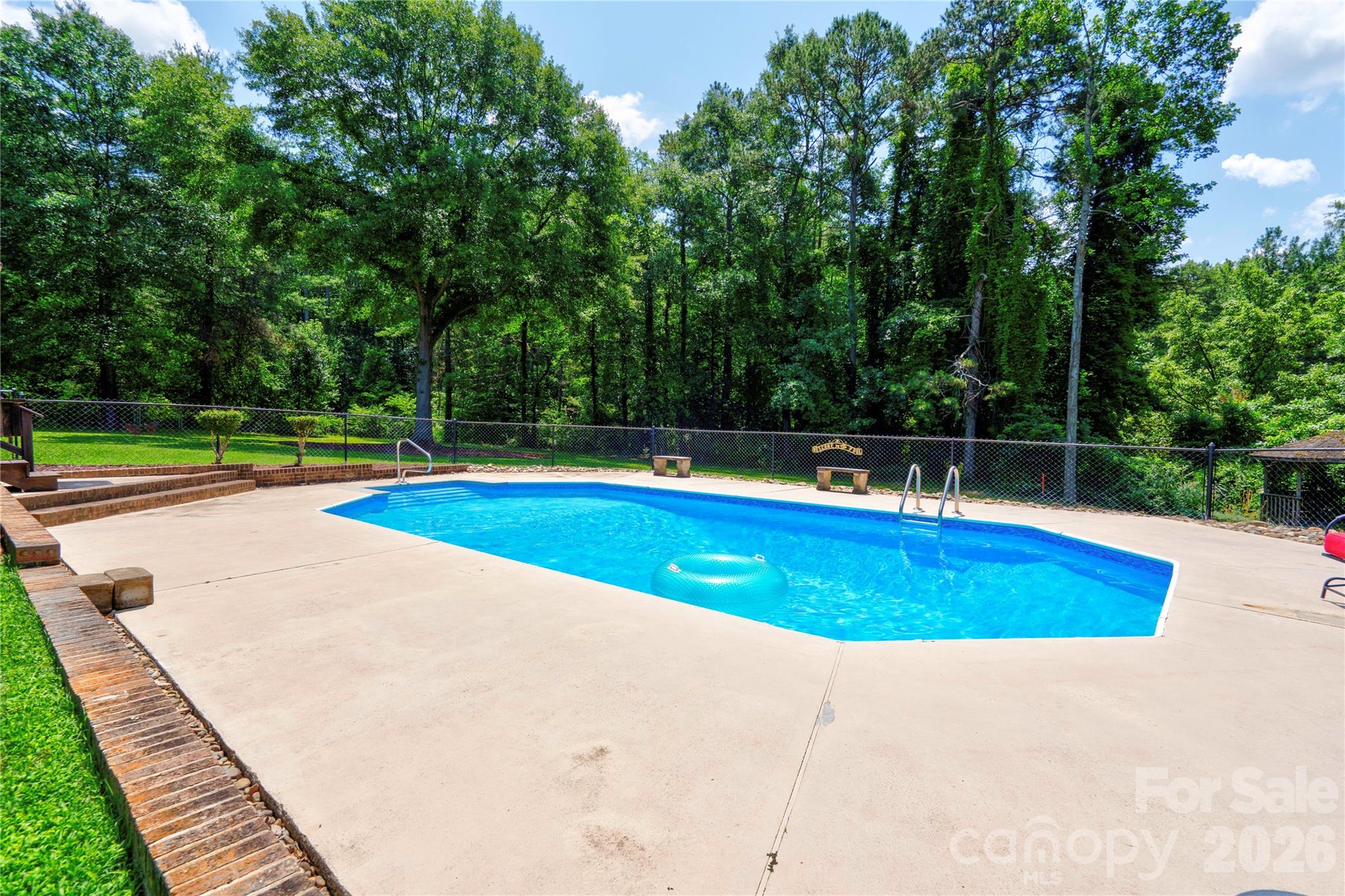246 Putnam Lake Road — Kings Mountain