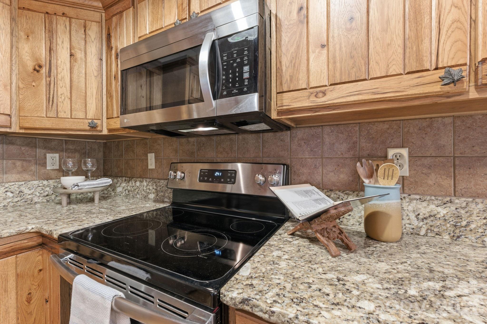 62 Rachels Circle — Maggie Valley