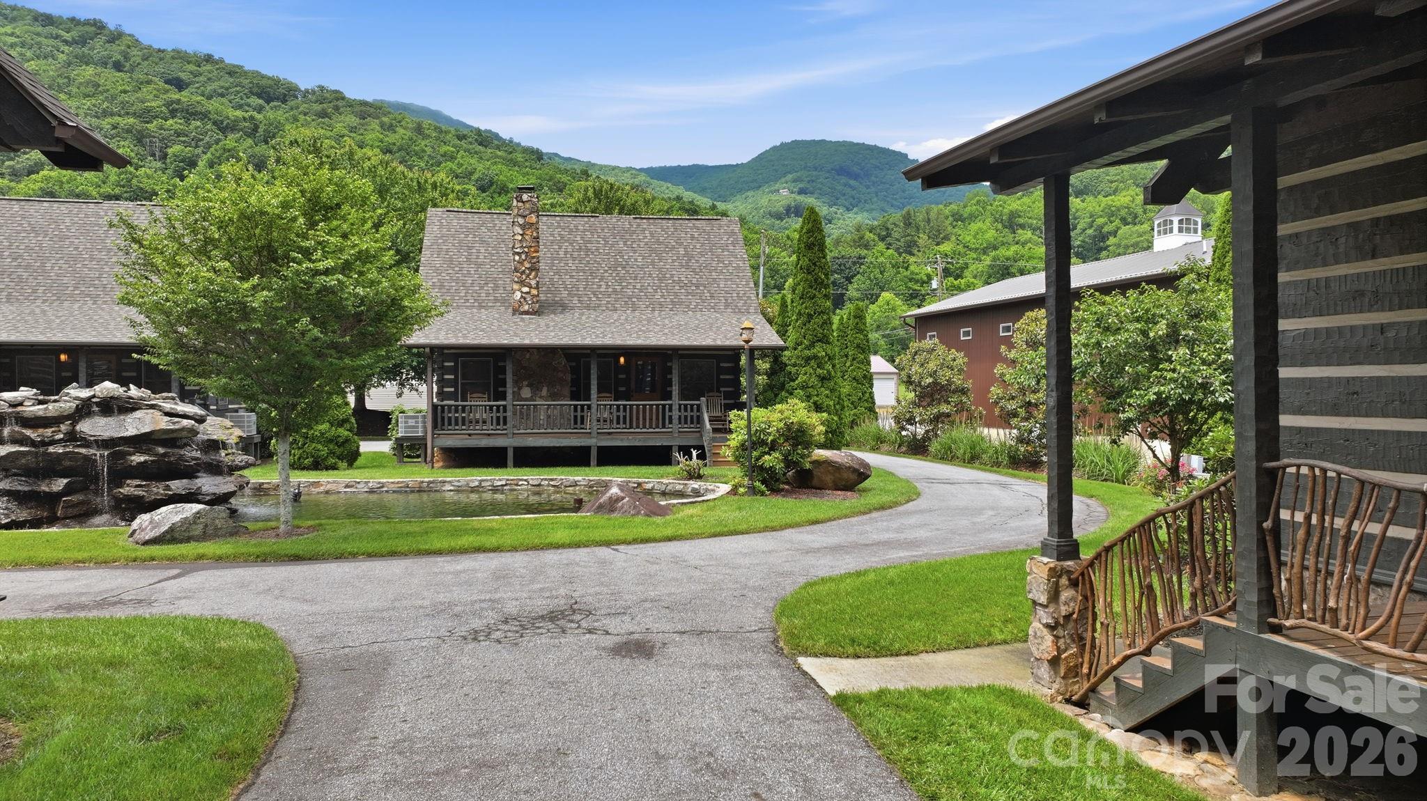 62 Rachels Circle — Maggie Valley