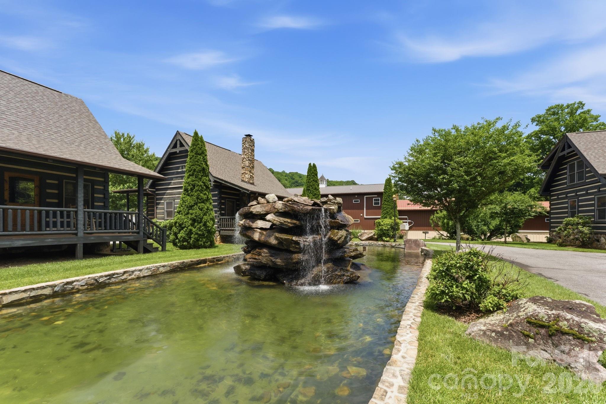 62 Rachels Circle — Maggie Valley
