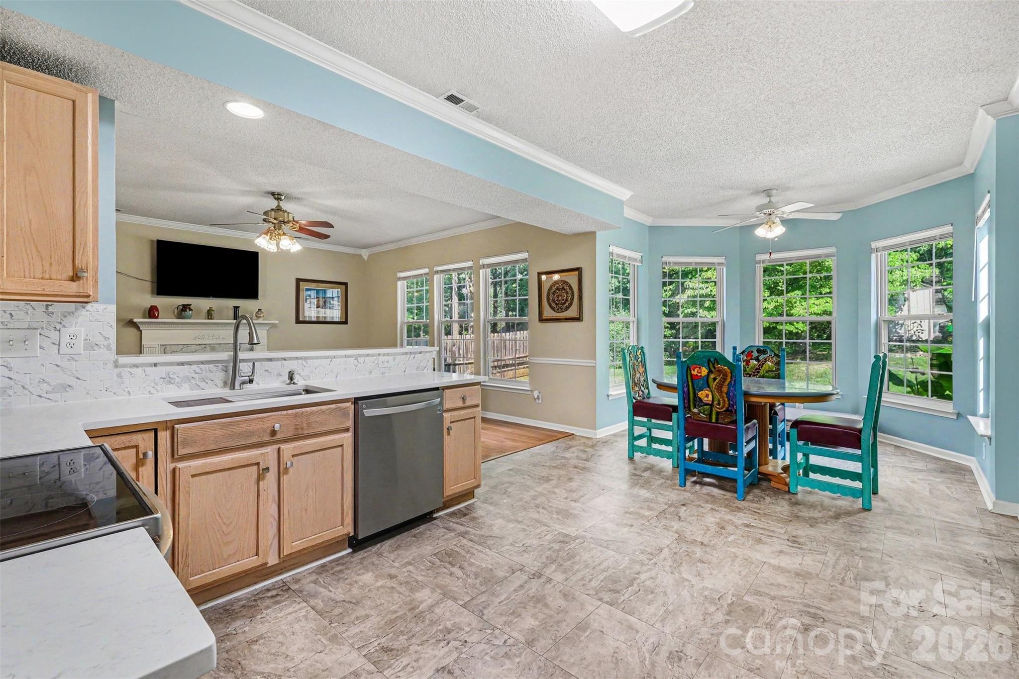 10422 Baskerville Avenue — Charlotte