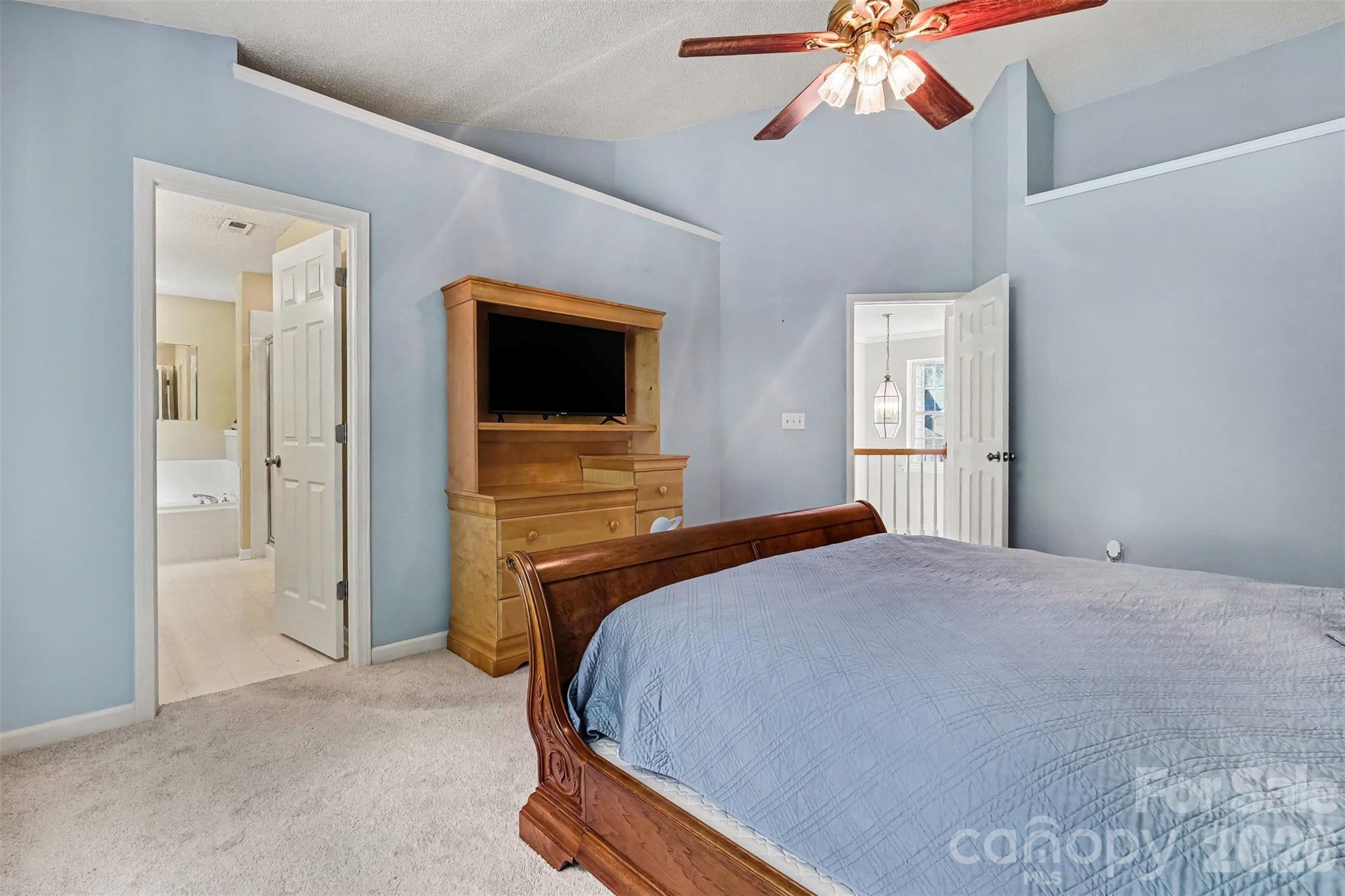 10422 Baskerville Avenue — Charlotte