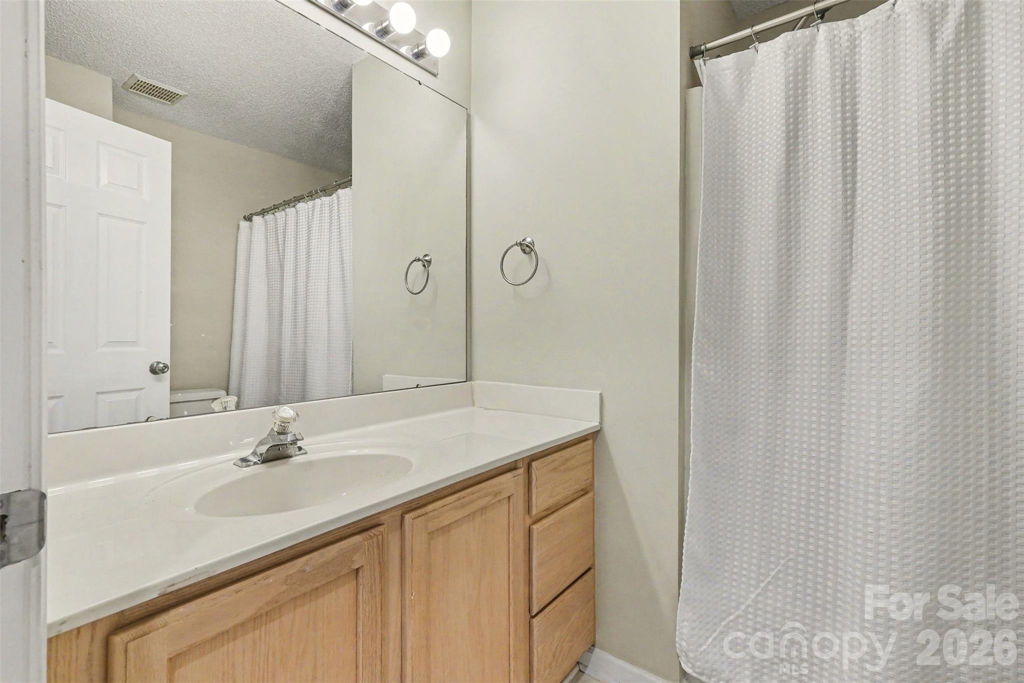 10422 Baskerville Avenue — Charlotte