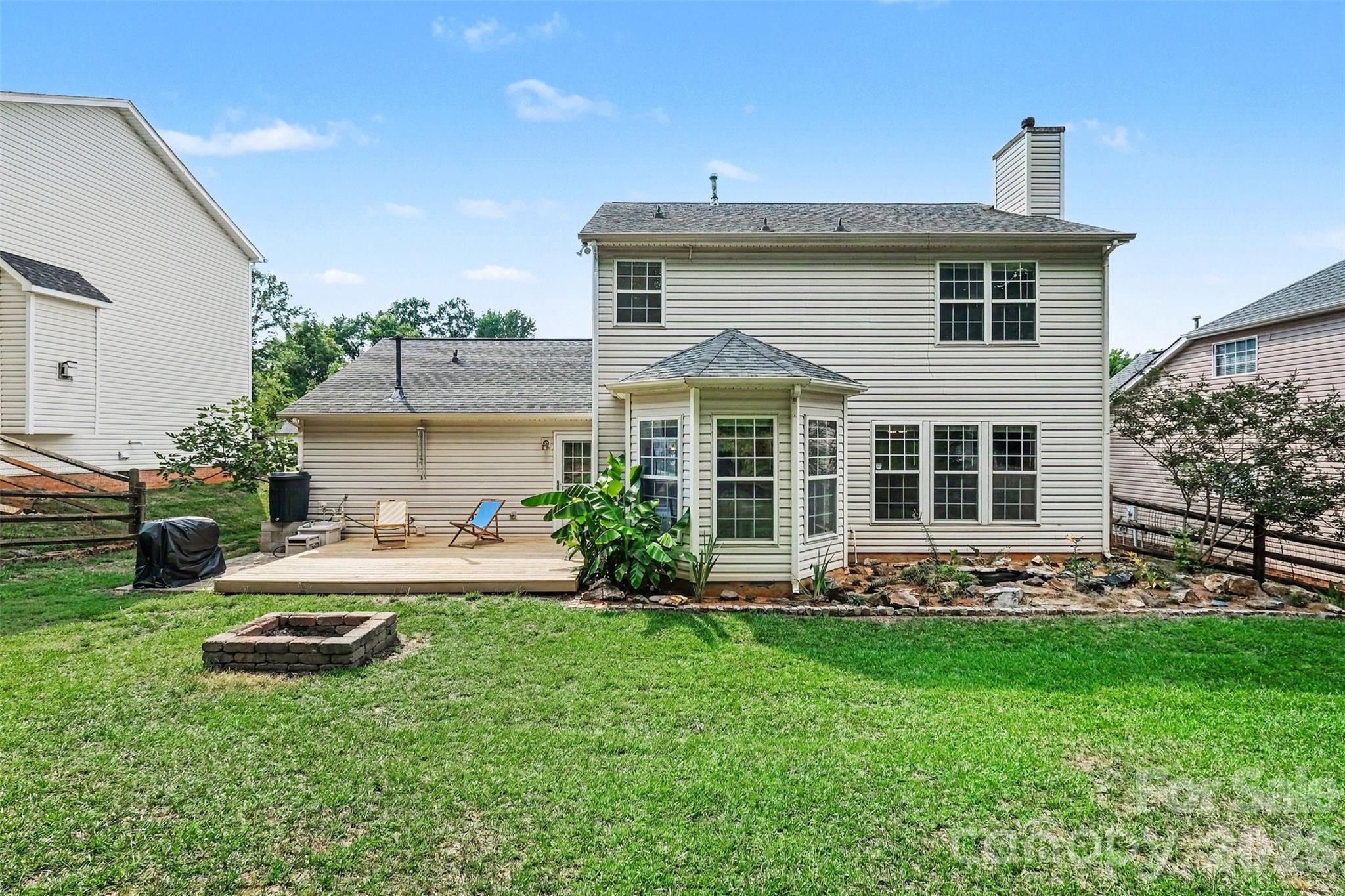 10422 Baskerville Avenue — Charlotte