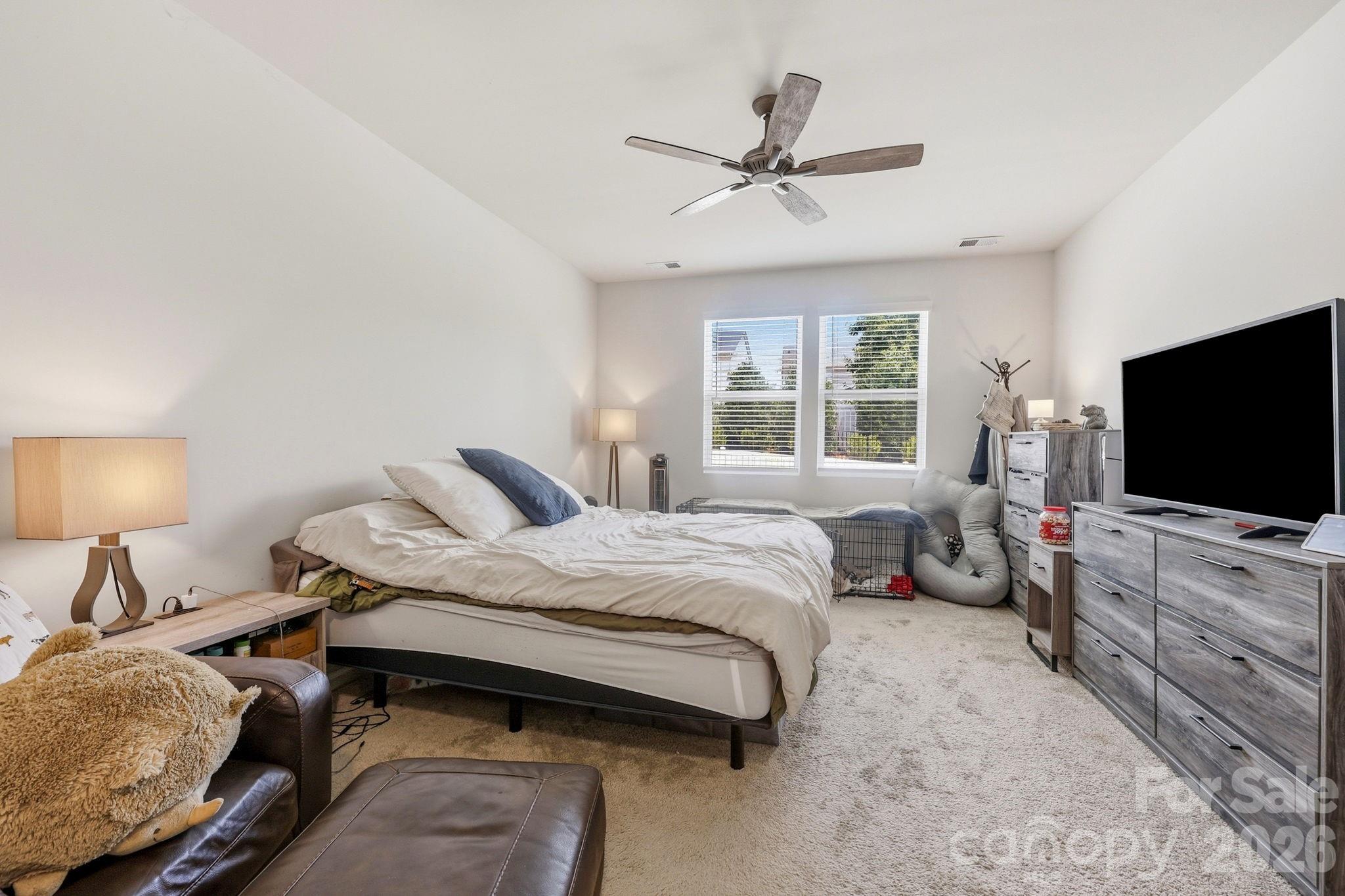 6523 Georgia Oak Road — Charlotte