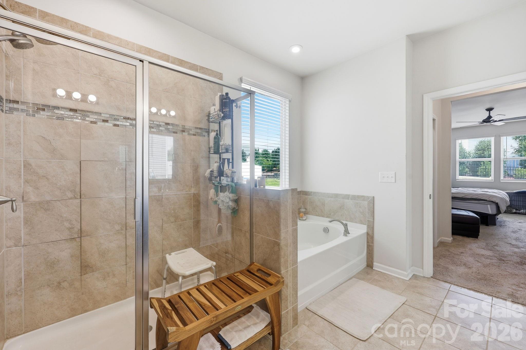 6523 Georgia Oak Road — Charlotte