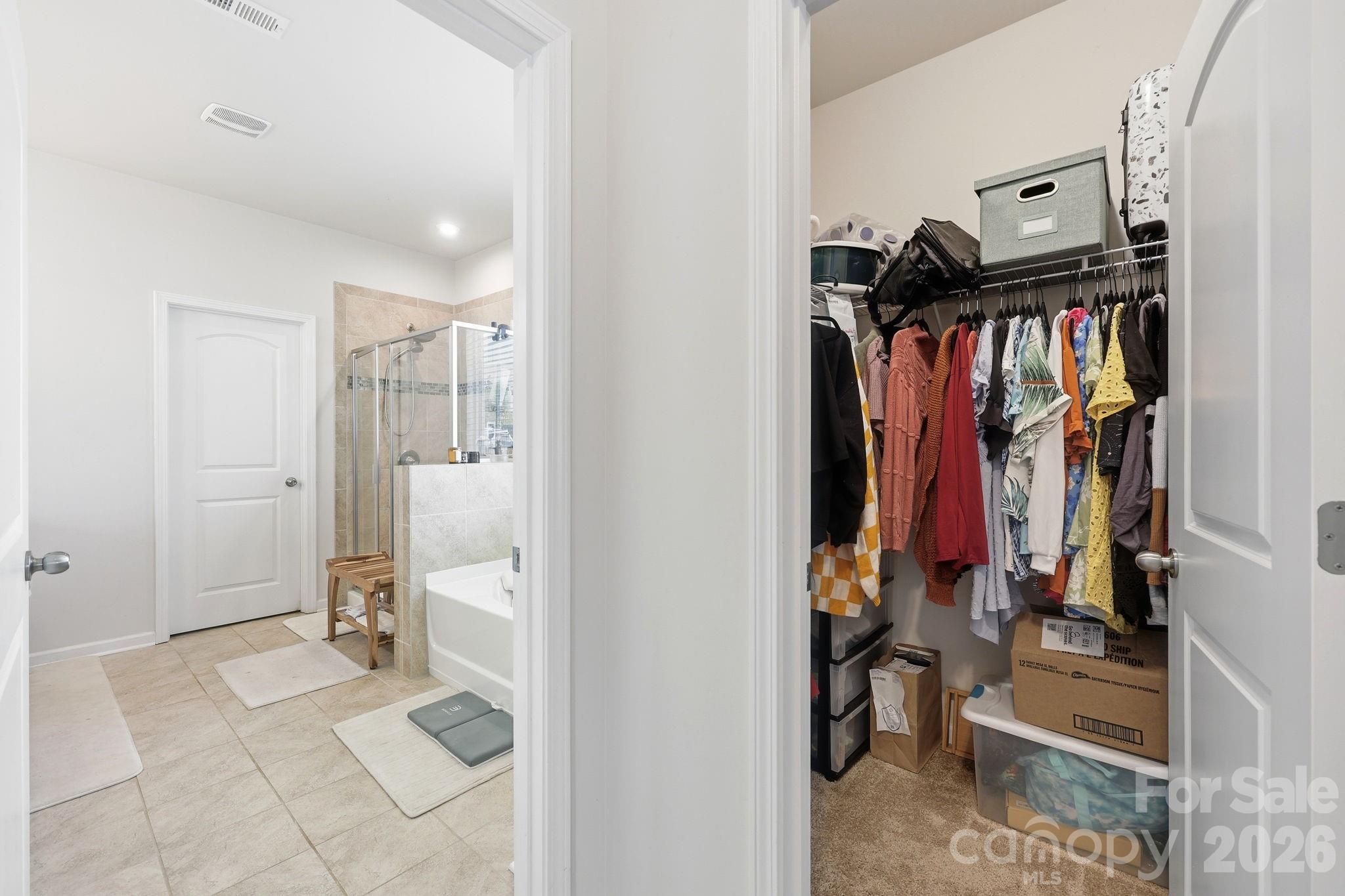 6523 Georgia Oak Road — Charlotte