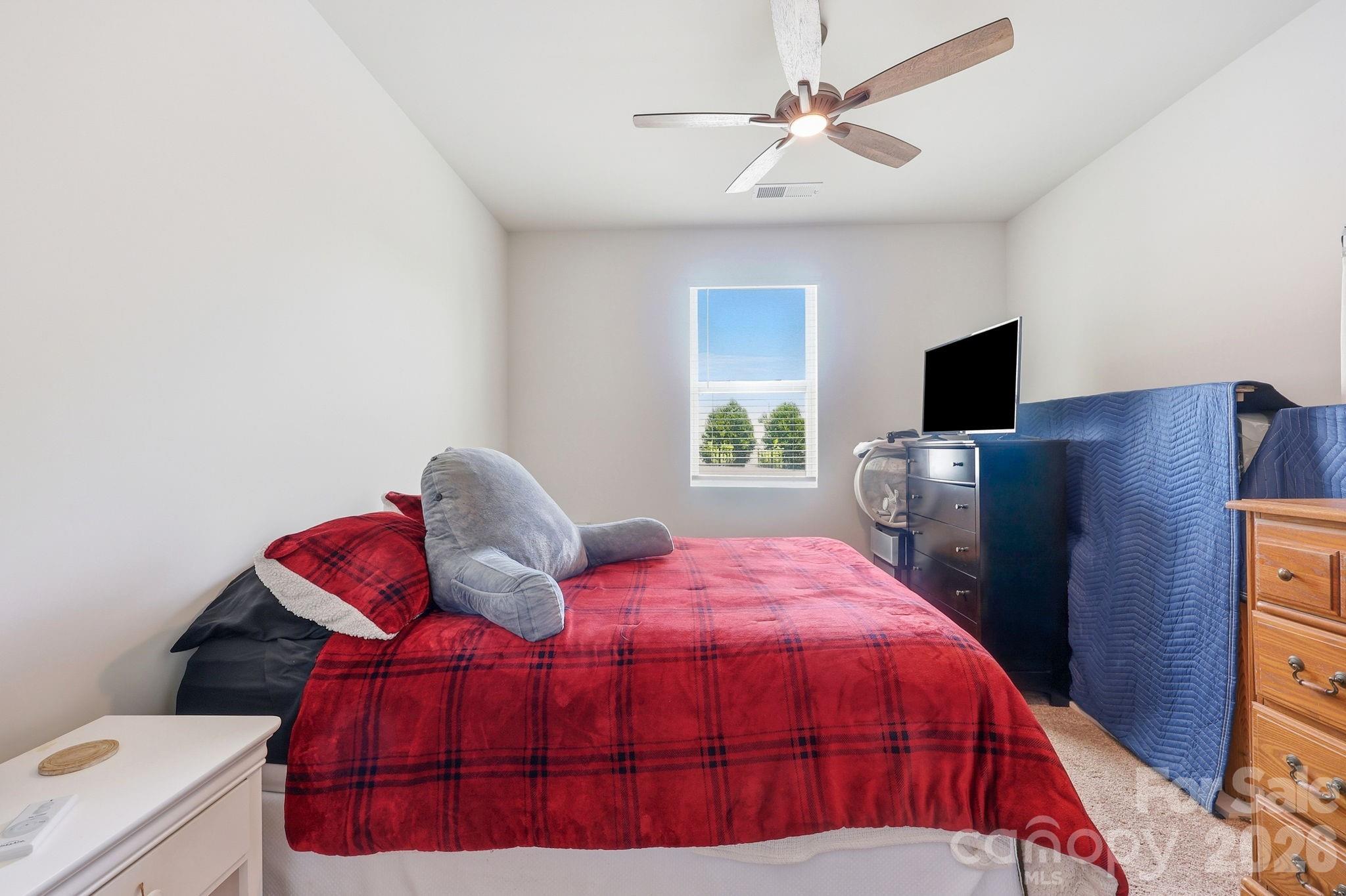 6523 Georgia Oak Road — Charlotte