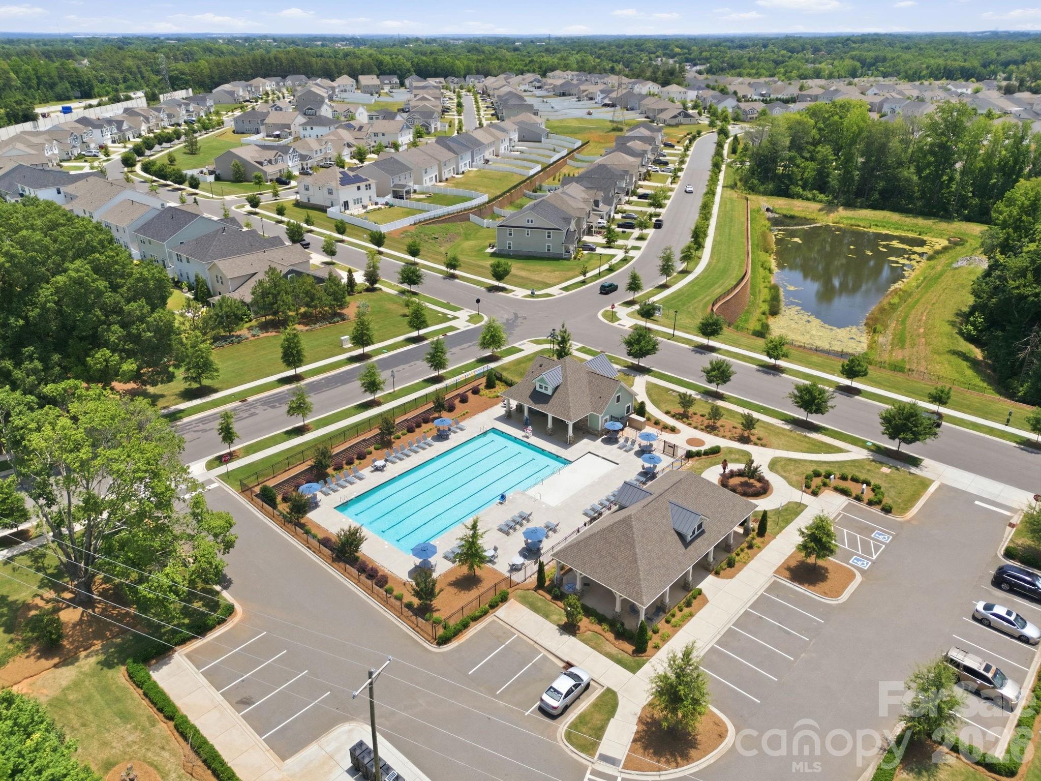 6523 Georgia Oak Road — Charlotte