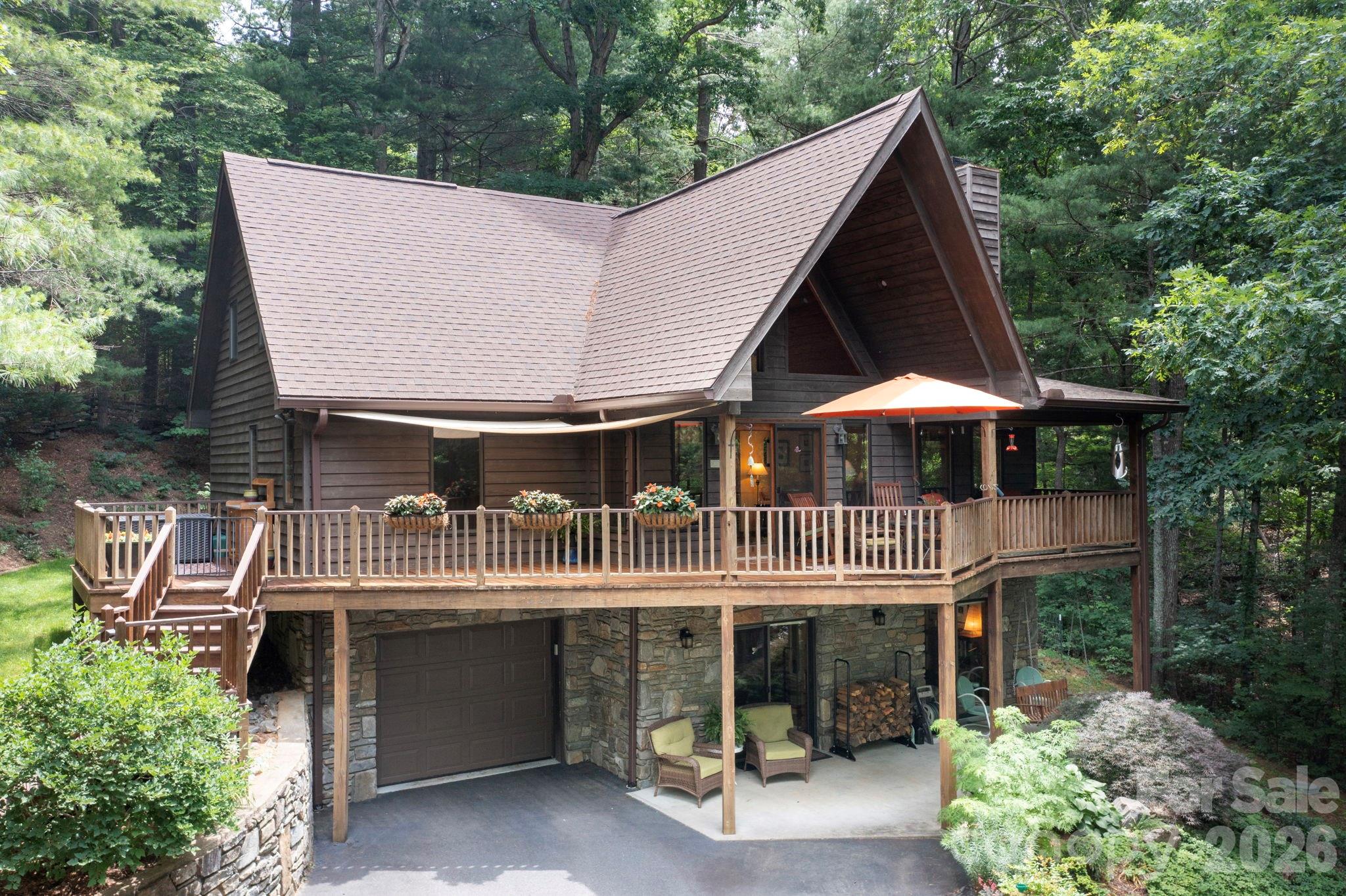 127 Woodburn Drive — Swannanoa