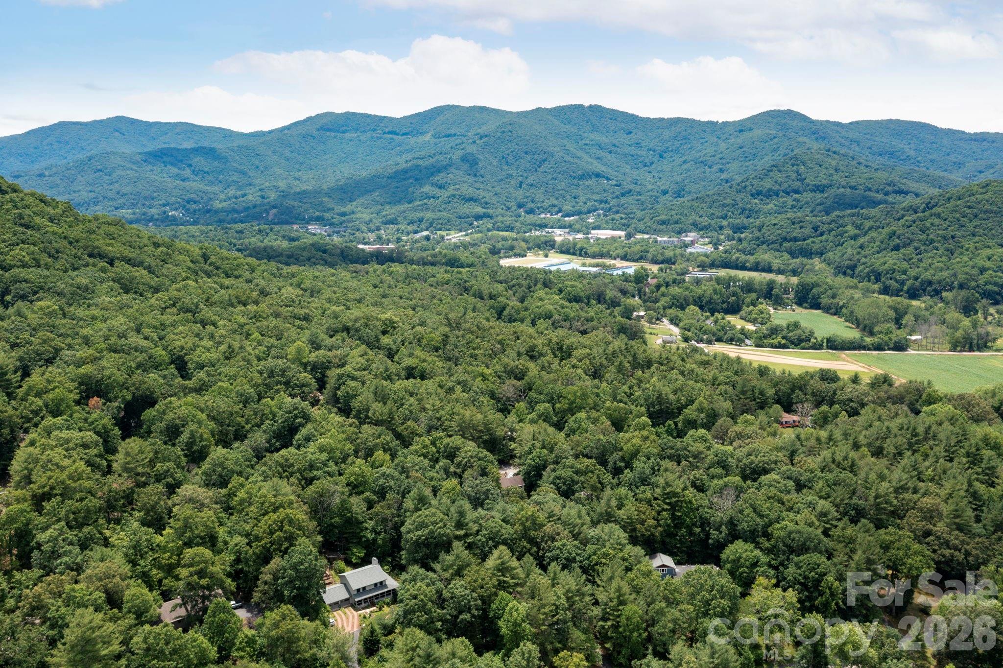 127 Woodburn Drive — Swannanoa