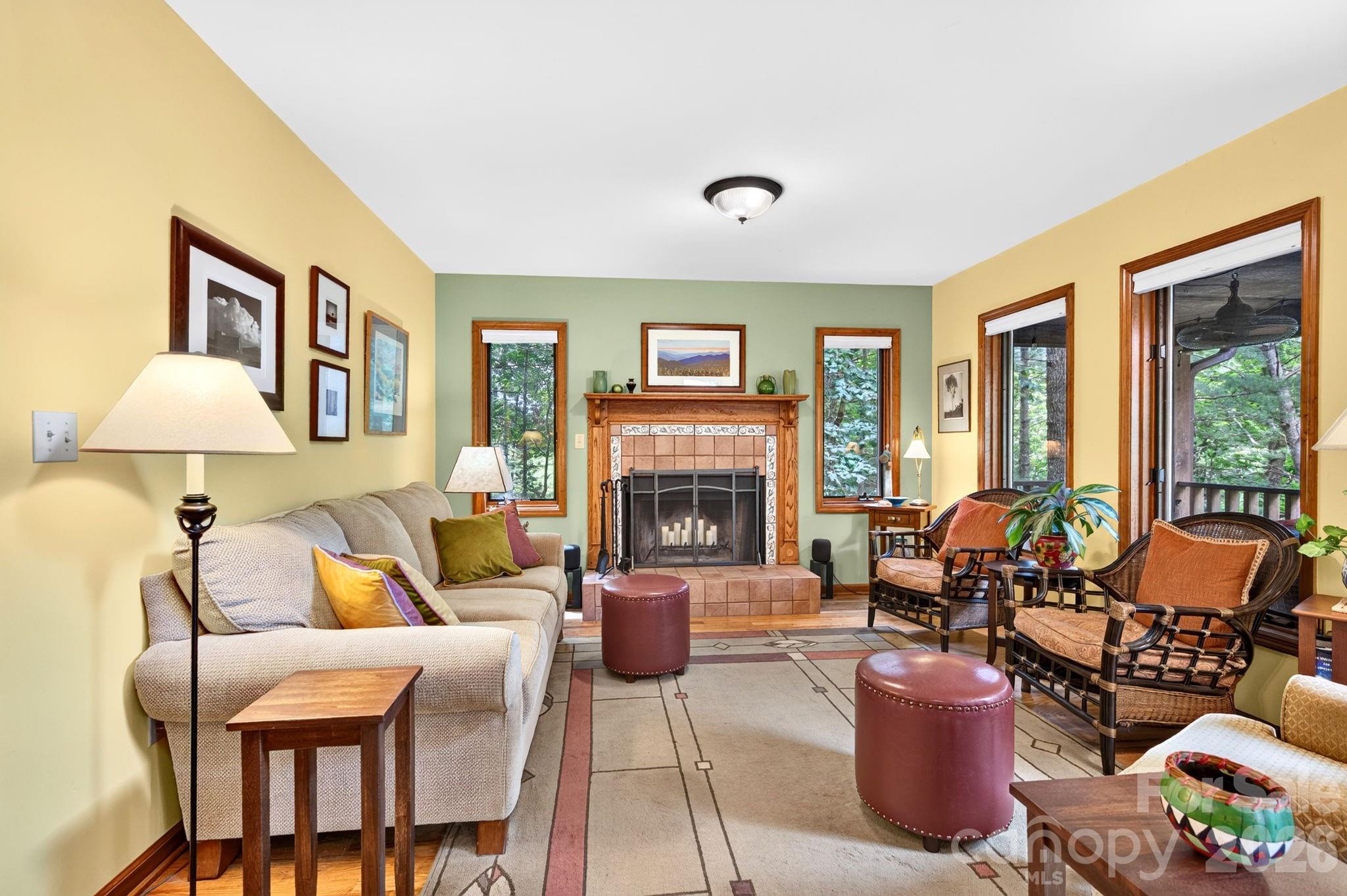 127 Woodburn Drive — Swannanoa