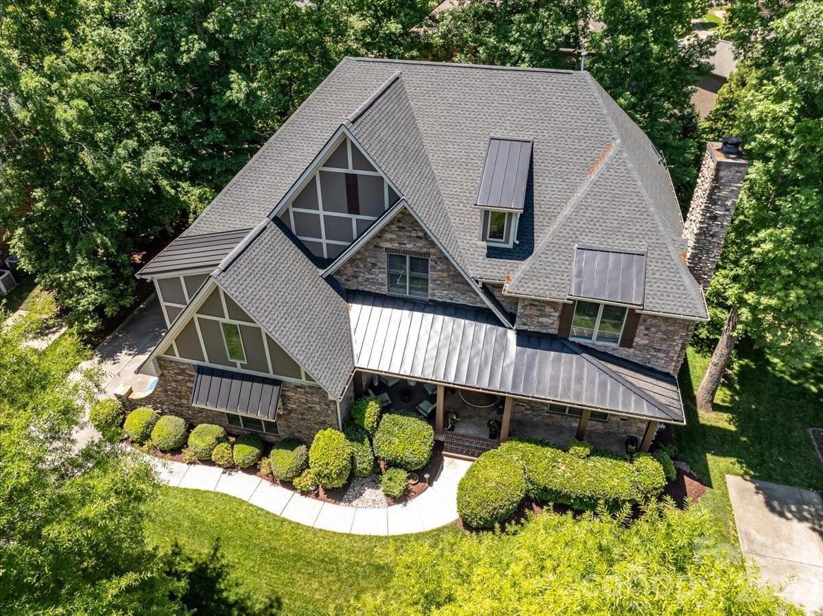 2702 Cecily Court — Waxhaw