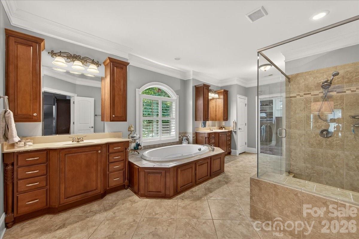 2702 Cecily Court — Waxhaw