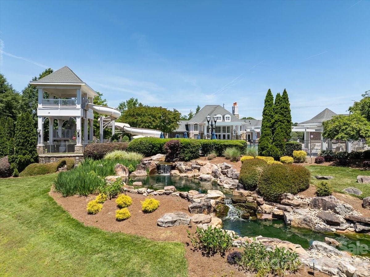 2702 Cecily Court — Waxhaw