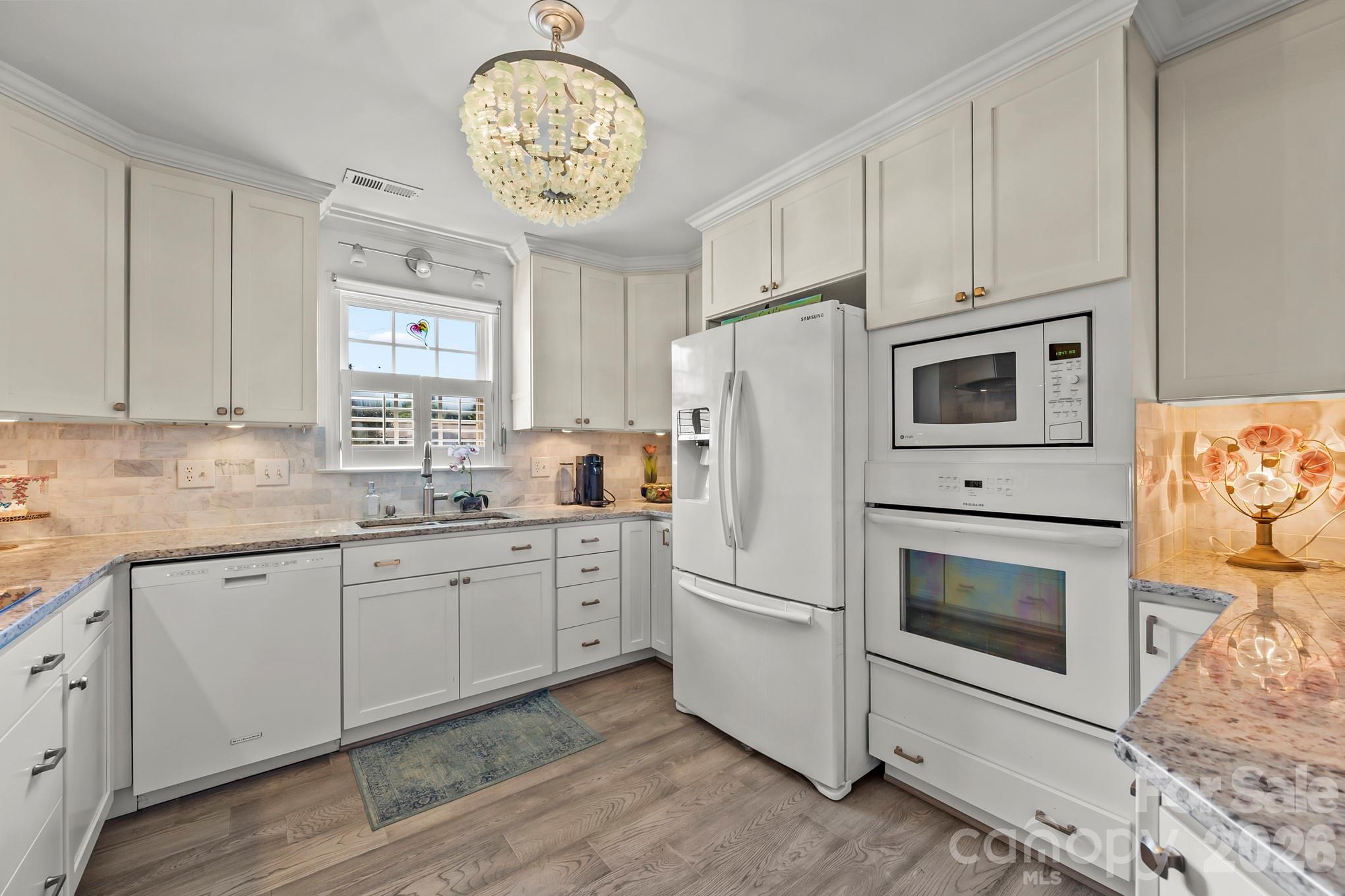 222 Troonsway Road — Winston Salem