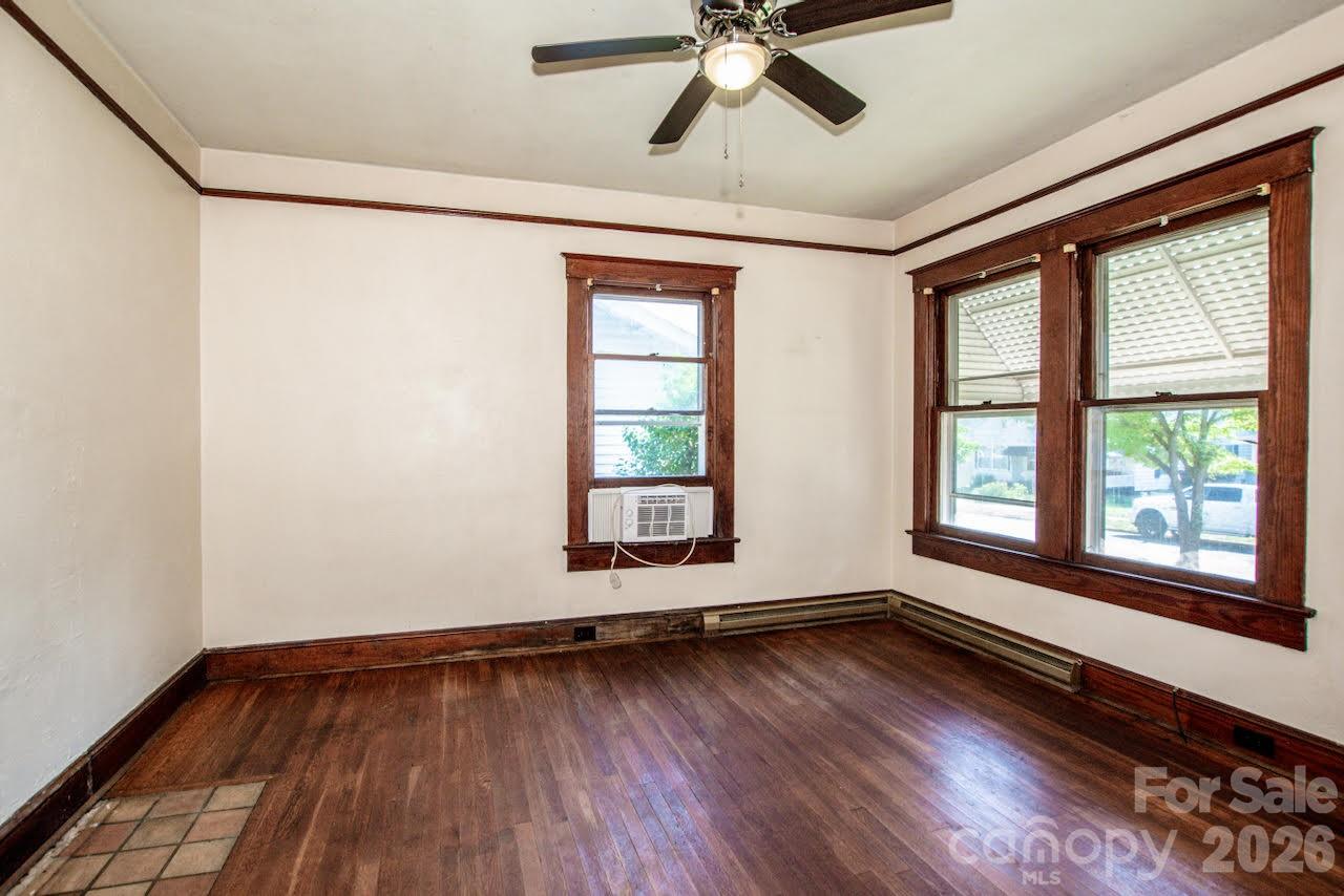 801 4th Street — Spencer