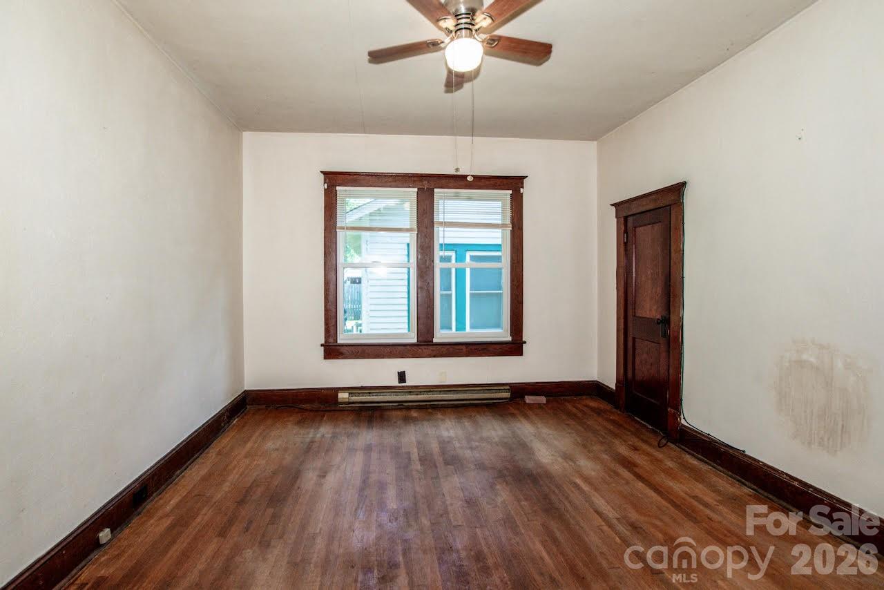 801 4th Street — Spencer