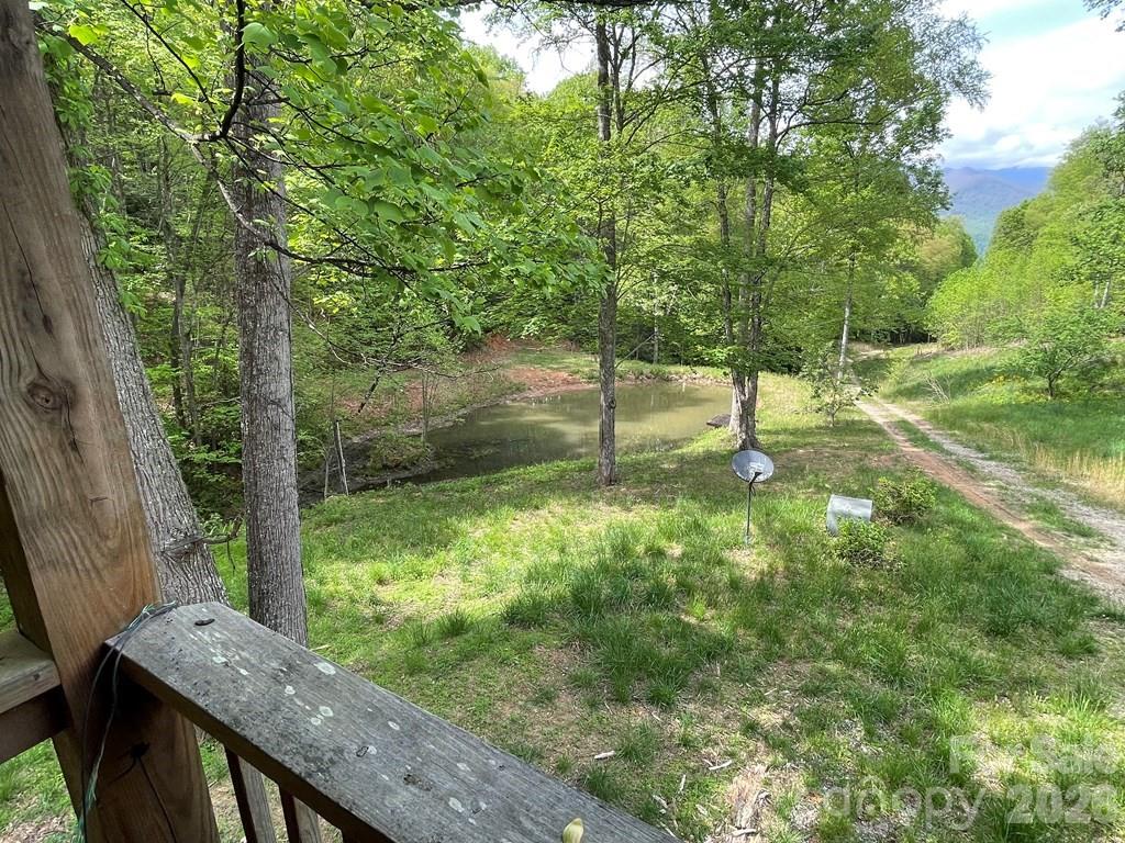 930 Copperhead Cove — Sylva