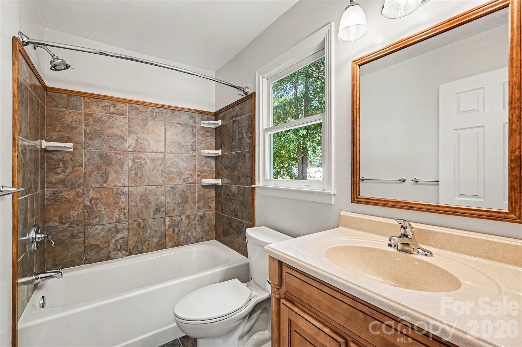 9624 Forest Drive — Charlotte