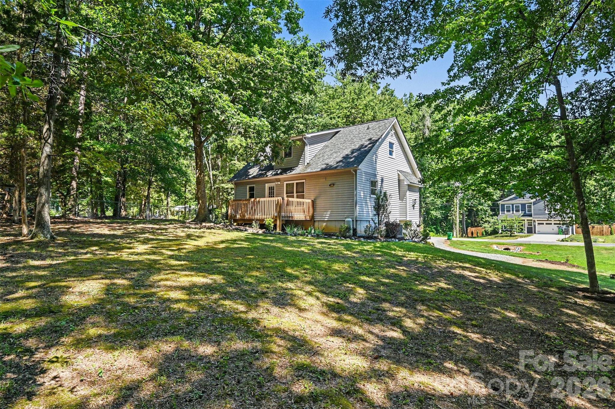 9624 Forest Drive — Charlotte
