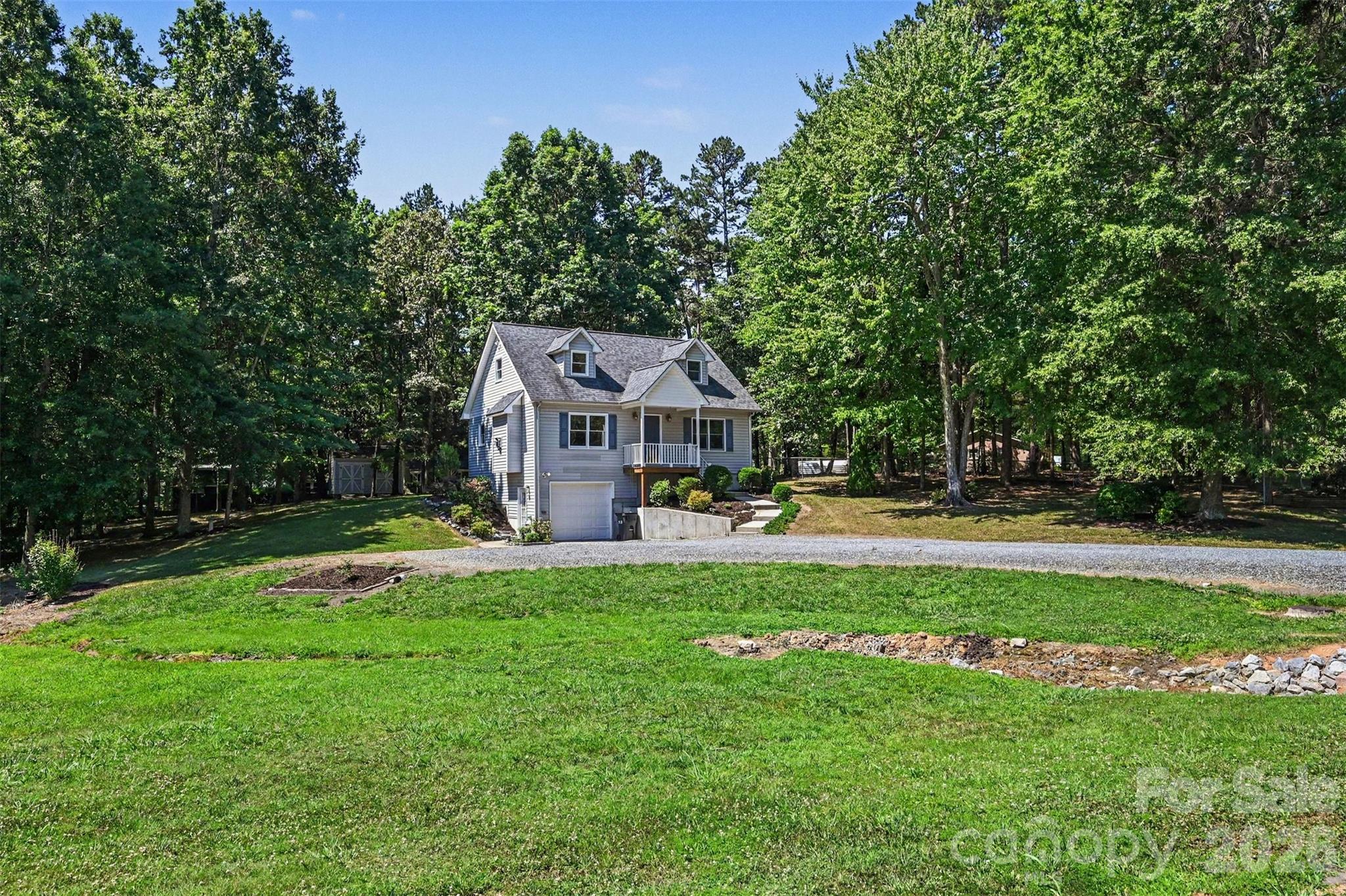 9624 Forest Drive — Charlotte