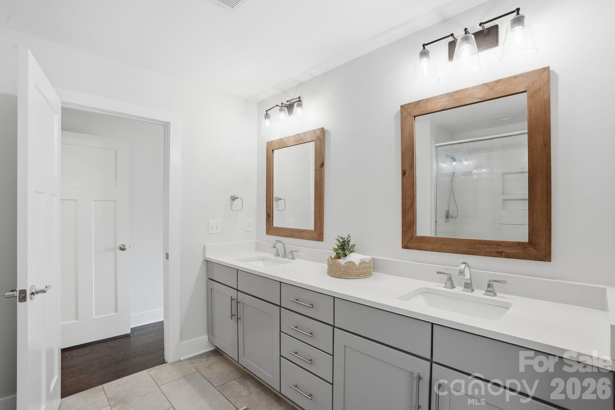 1024 Wesley Park Lane — Charlotte