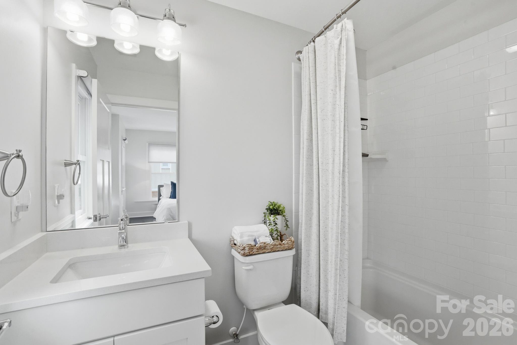 1024 Wesley Park Lane — Charlotte