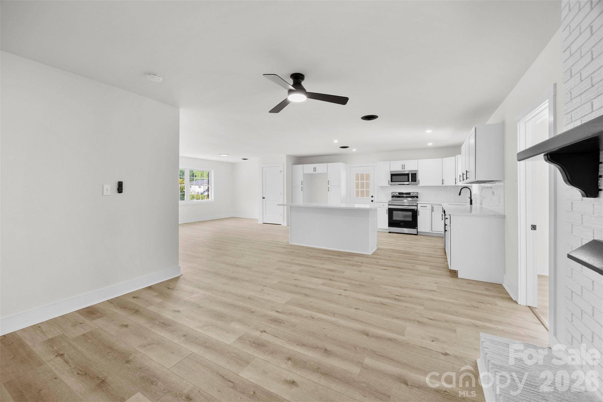 5421 Maplewood Lane — Charlotte