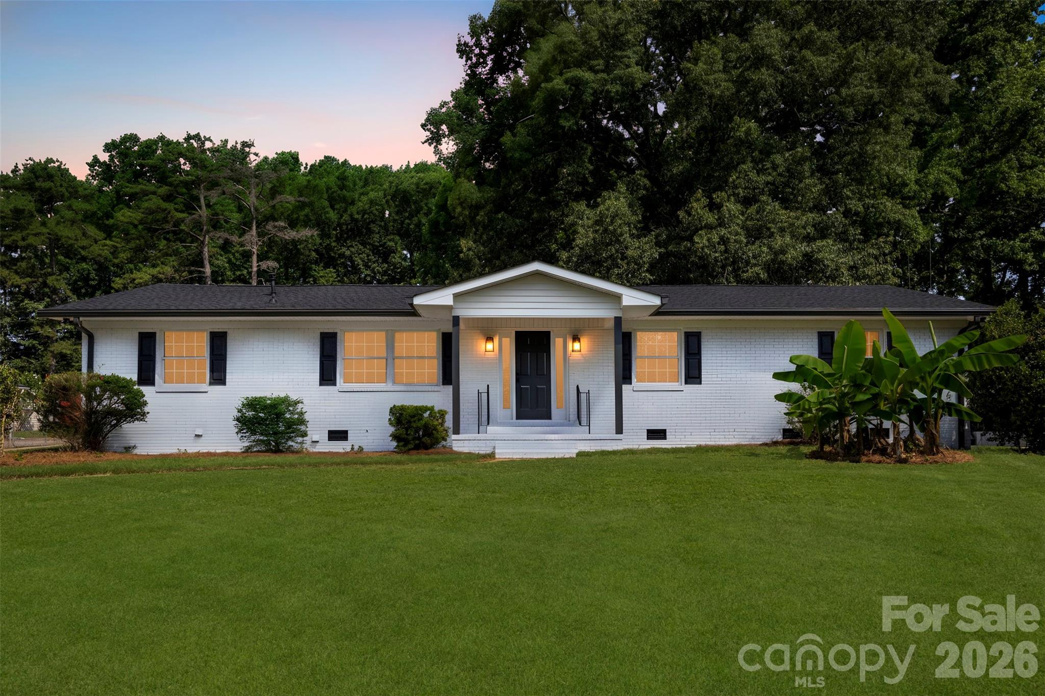5421 Maplewood Lane — Charlotte
