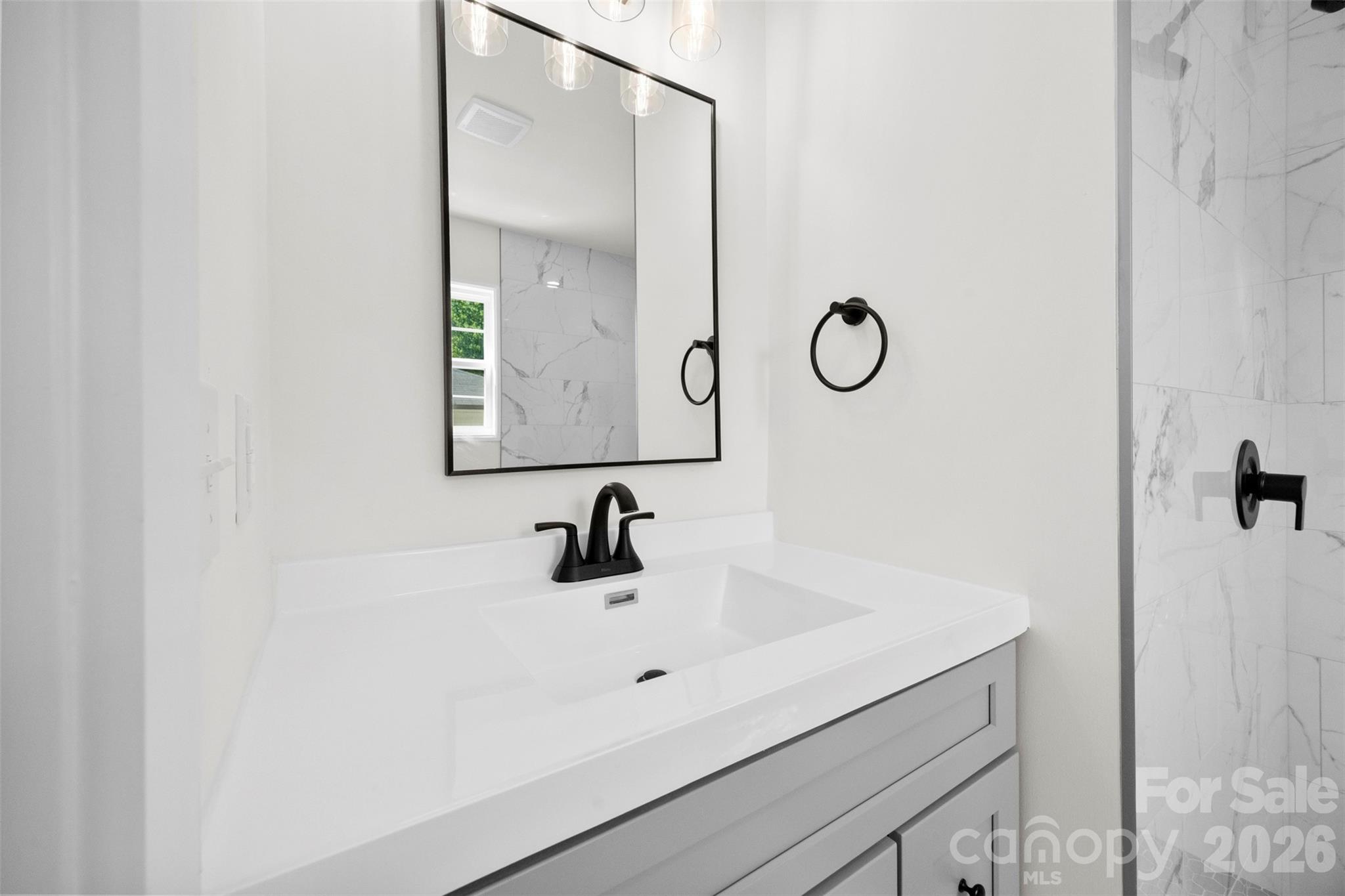 5421 Maplewood Lane — Charlotte